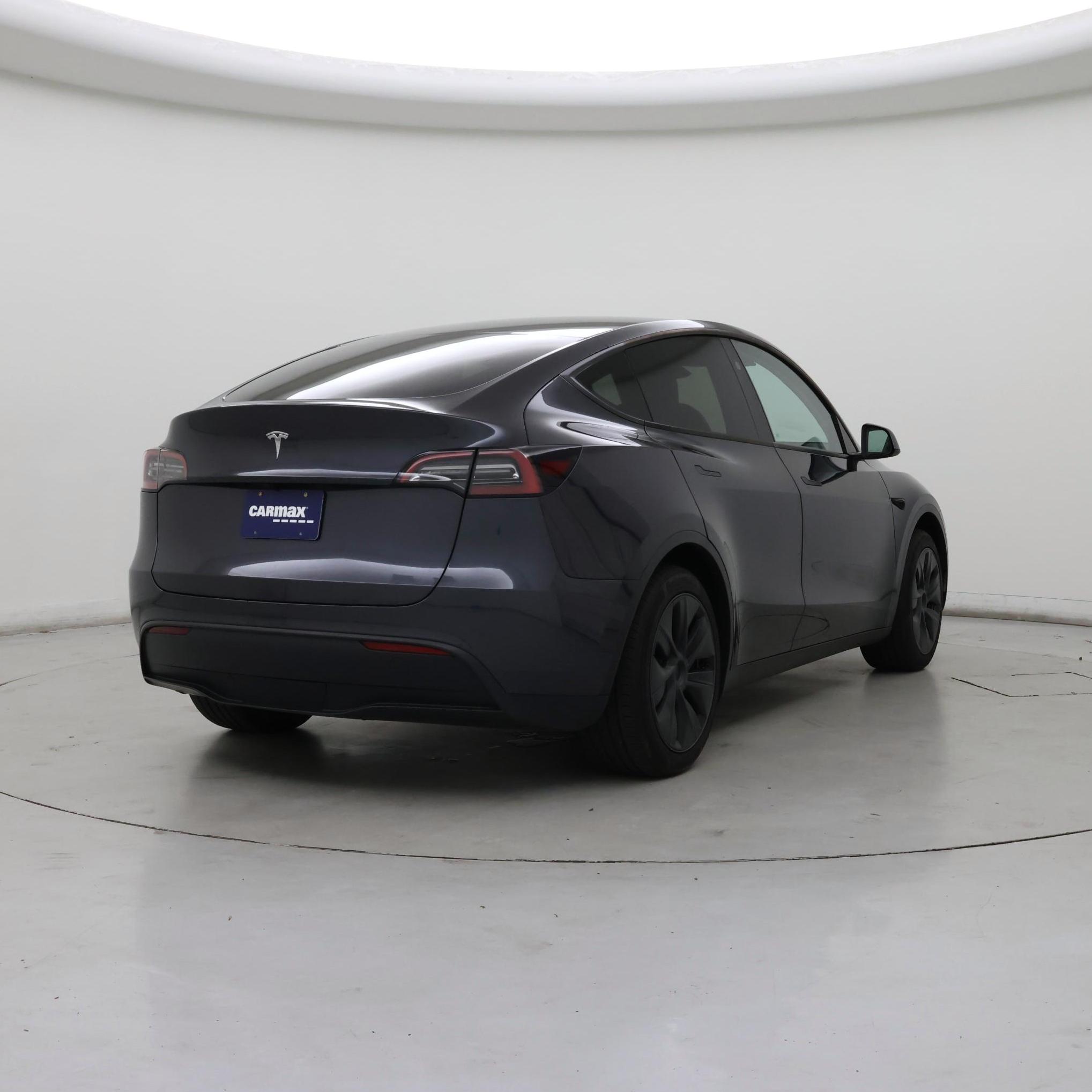 Thumbnail: 2025 Tesla Model Y - 8