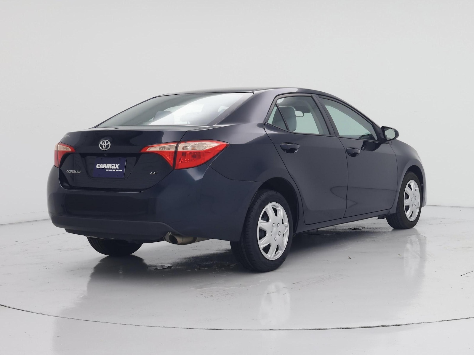 2017 Toyota Corolla LE - Photo 9