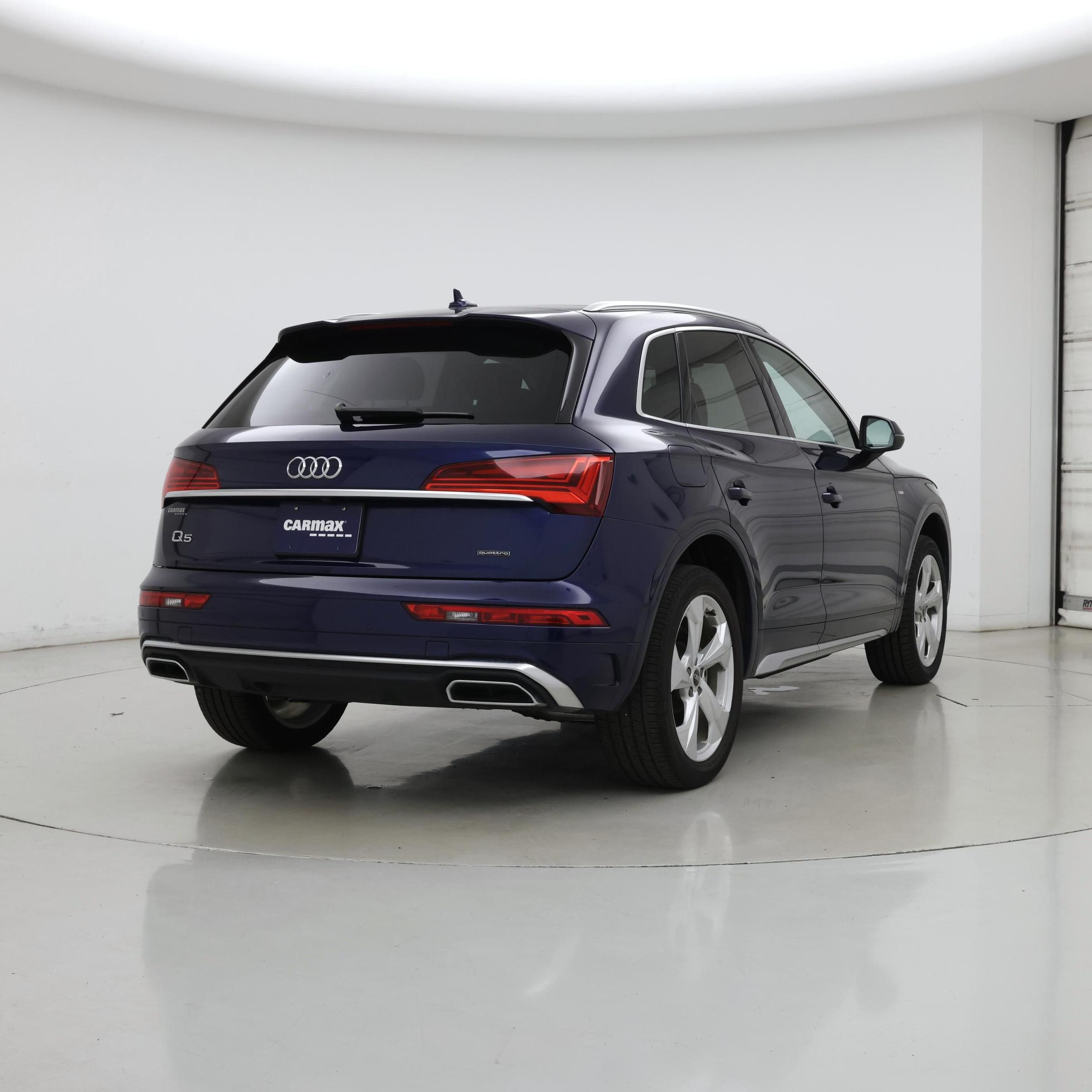 Thumbnail: 2023 Audi Q5 - 8