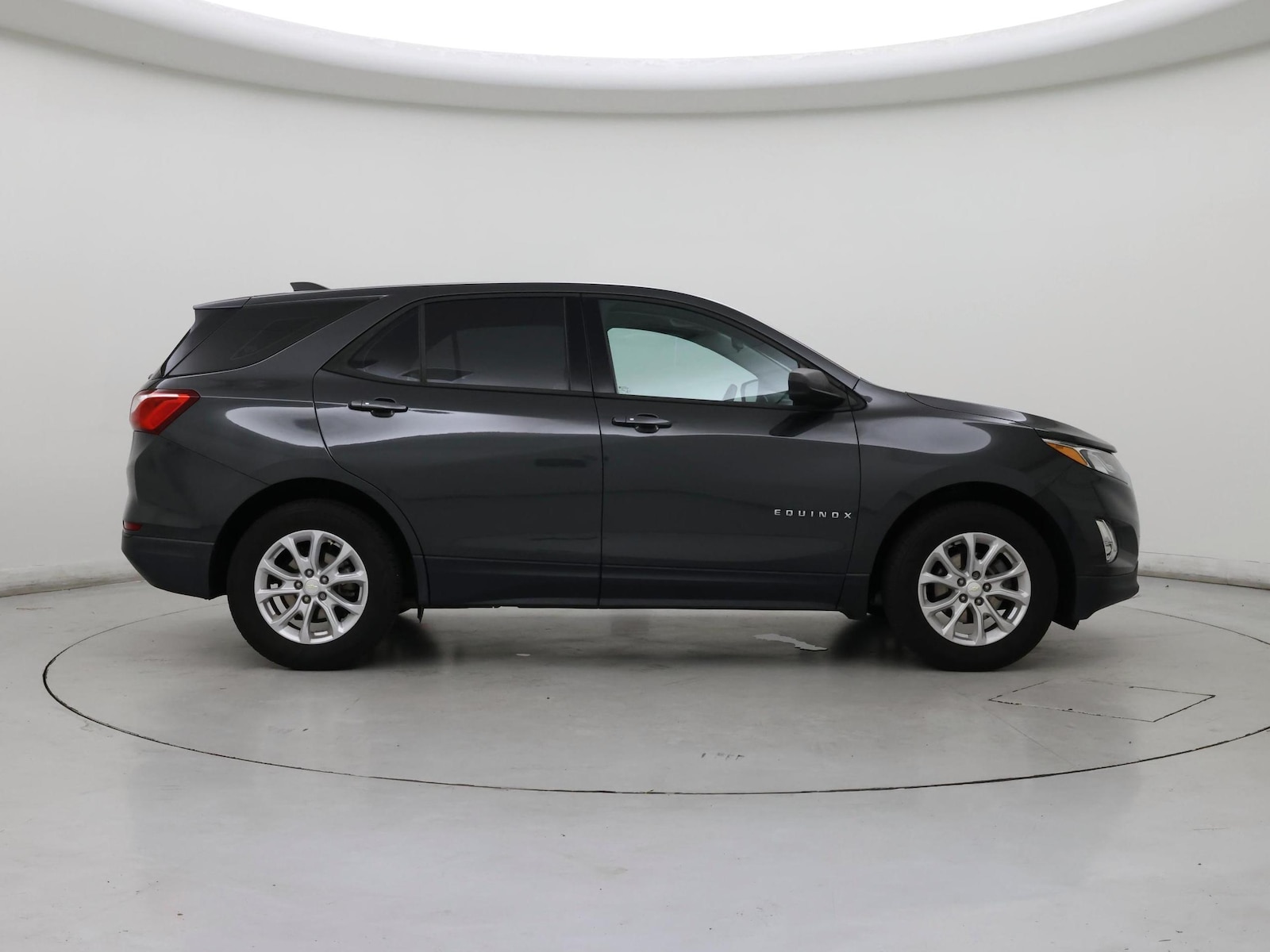 2019 Chevrolet Equinox LS - Photo 8