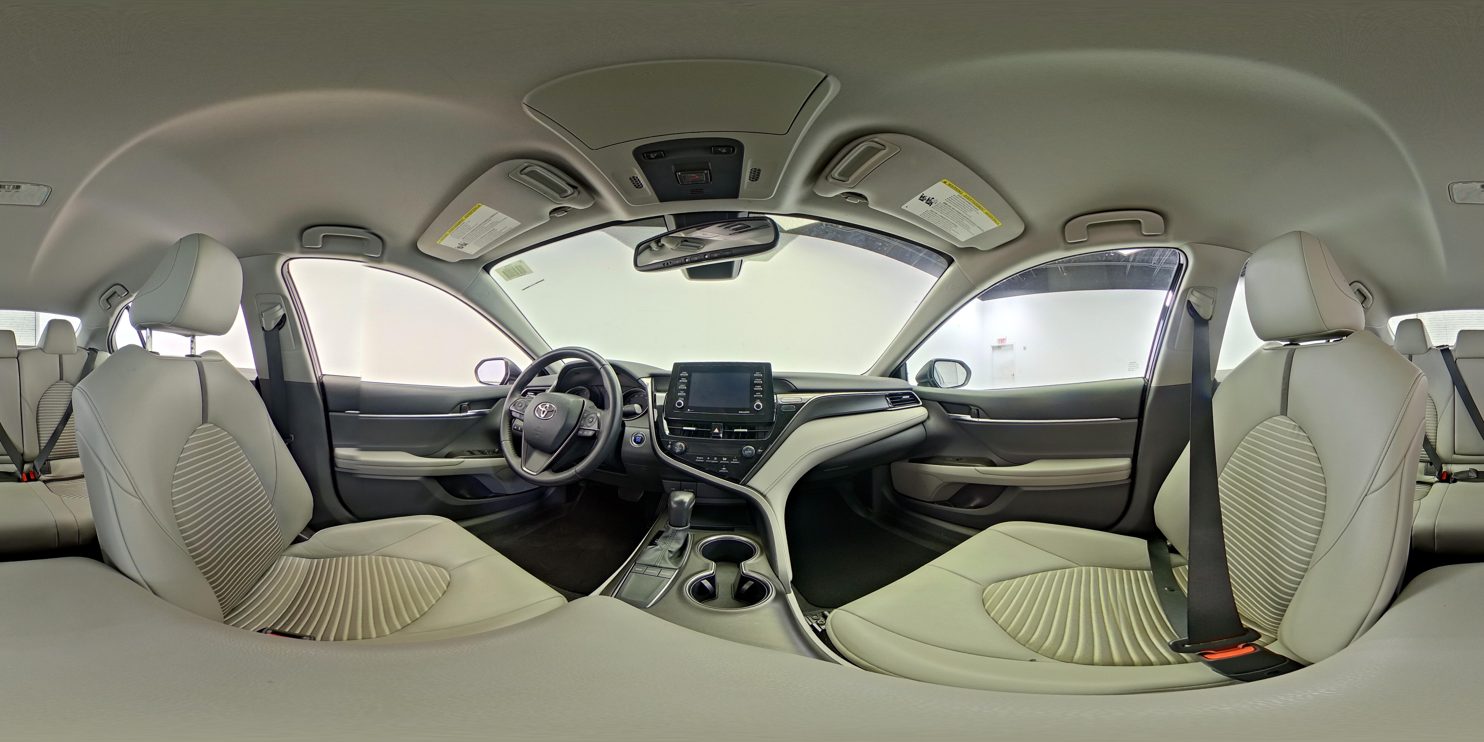 2022 Toyota Camry SE - Photo 24