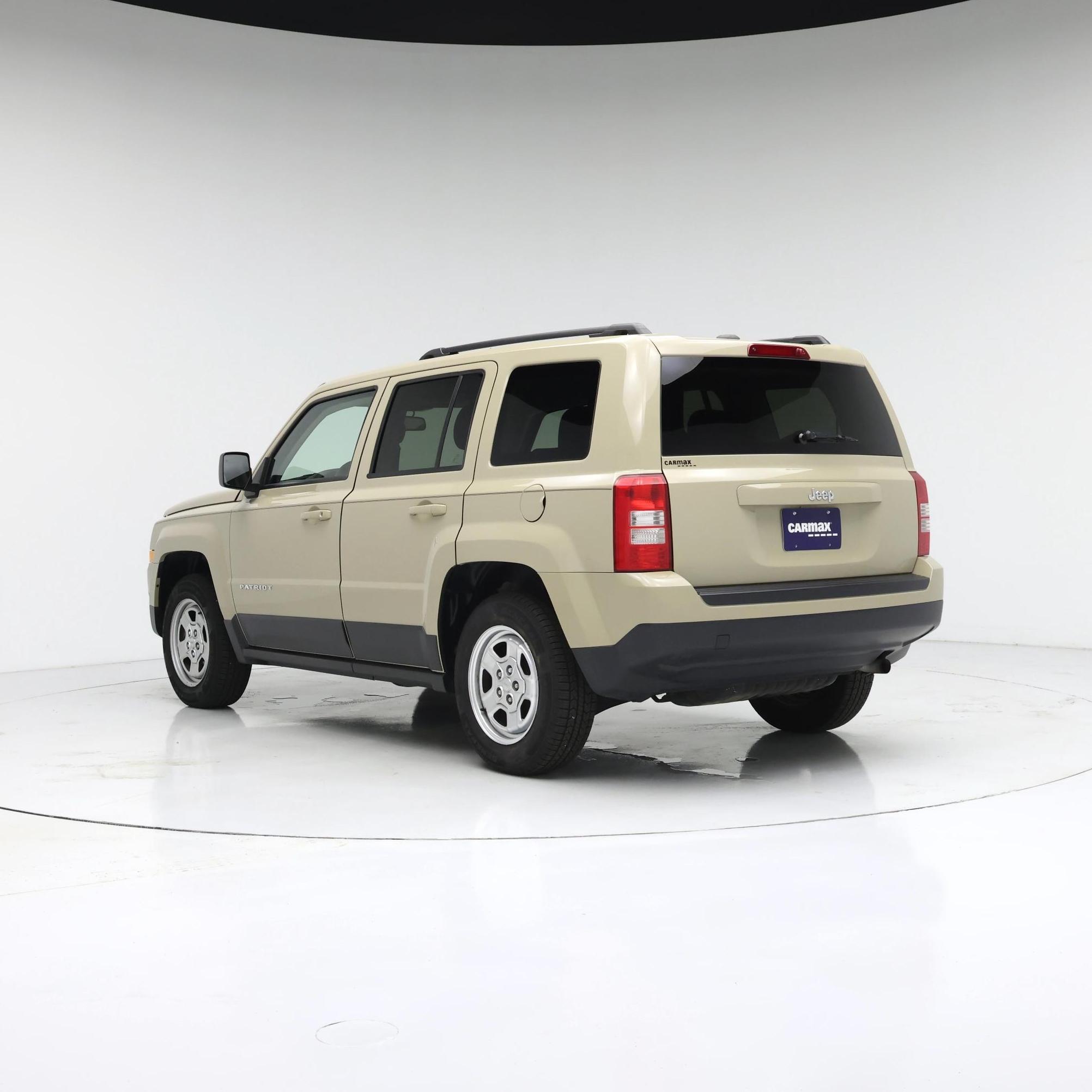 Thumbnail: 2017 Jeep Patriot - 2