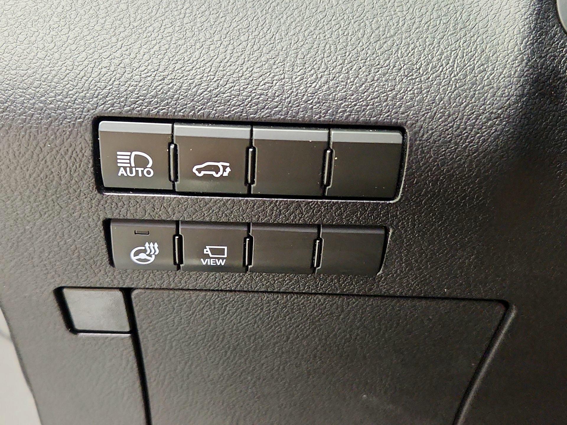 Thumbnail: 2021 Lexus RX - 11