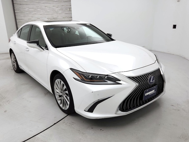 2020 Lexus ES 300h Luxury