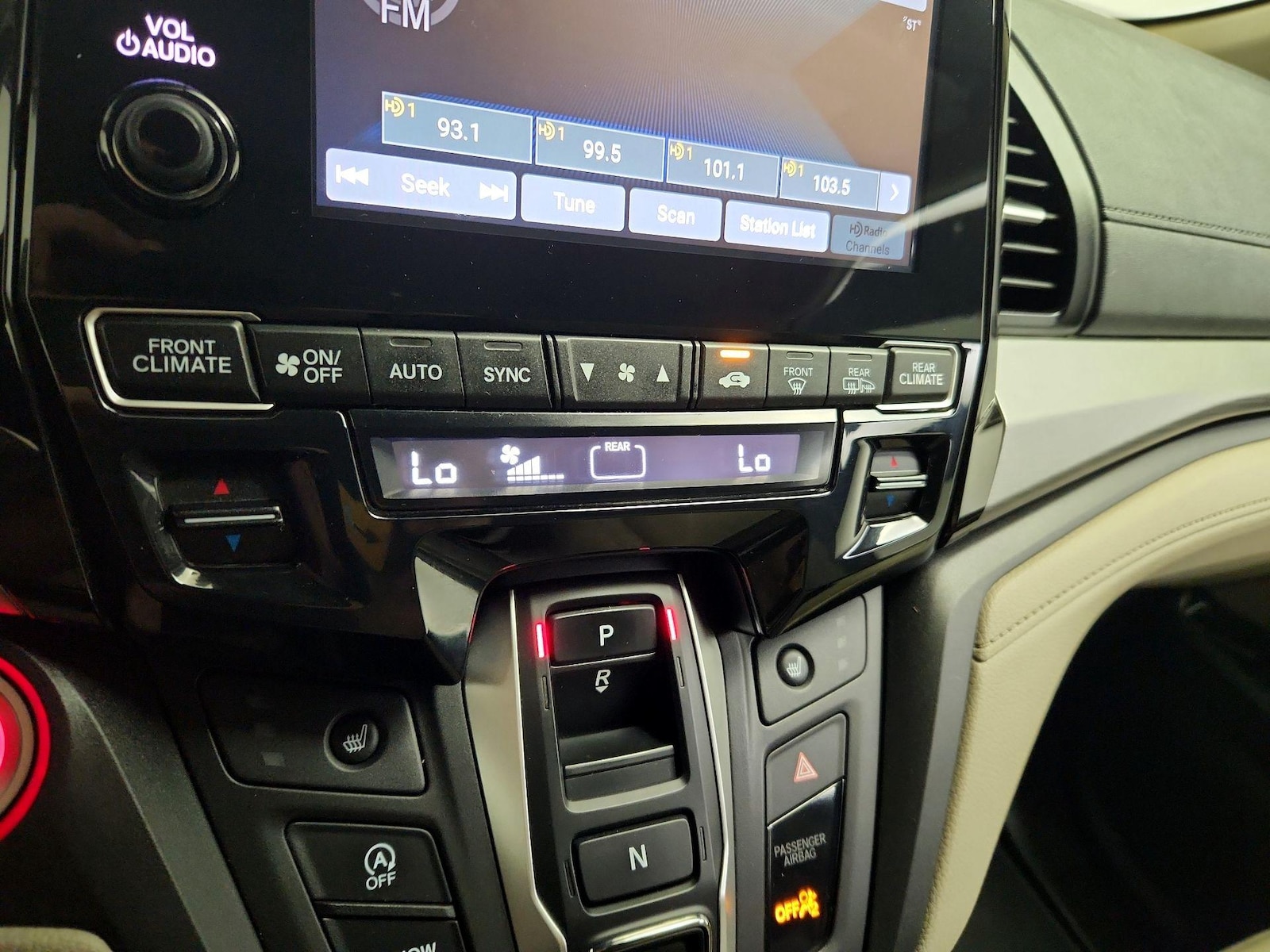 2020 Honda Odyssey EX-L - Photo 18