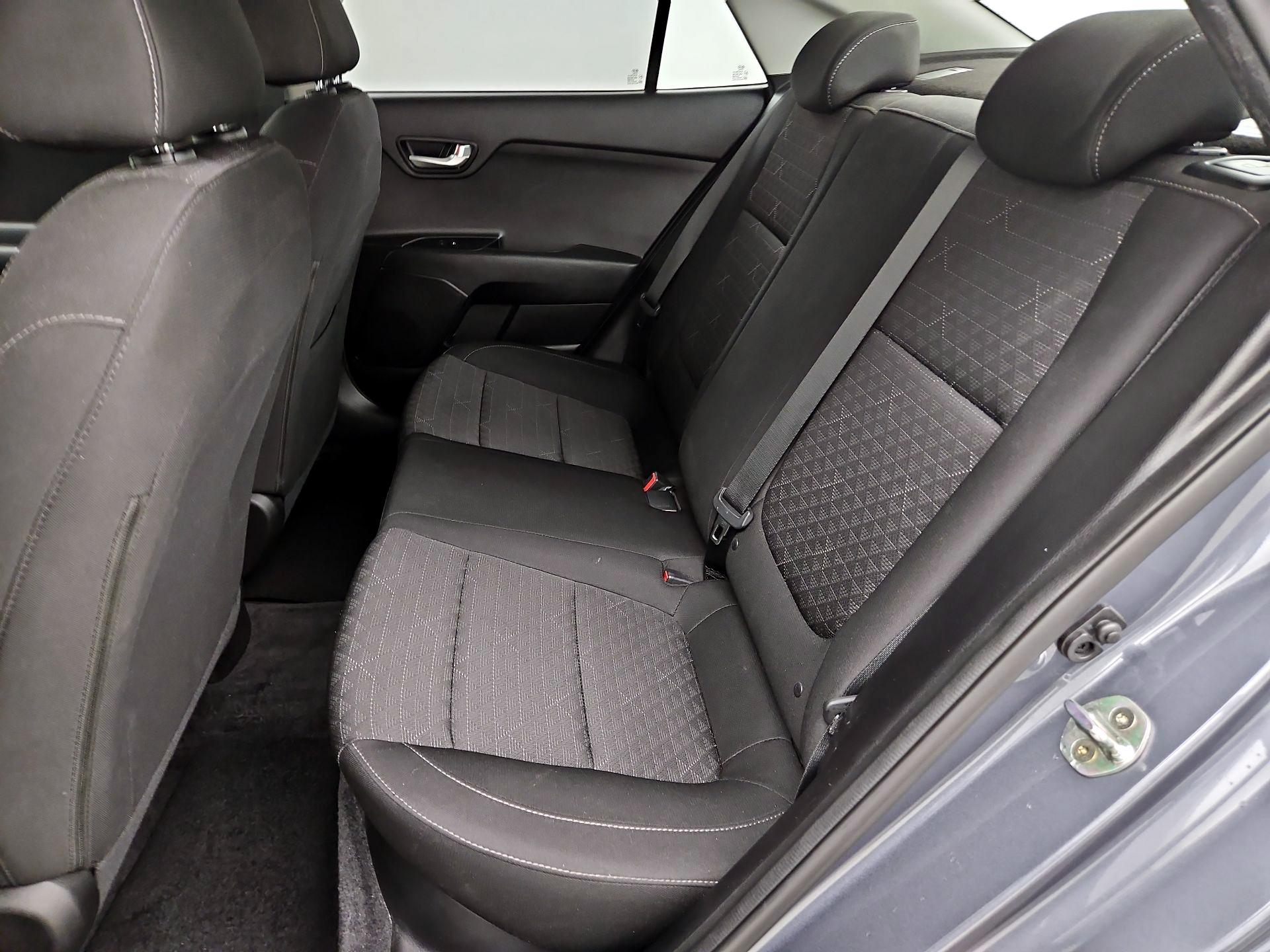 Thumbnail: 2019 Kia Rio - 19