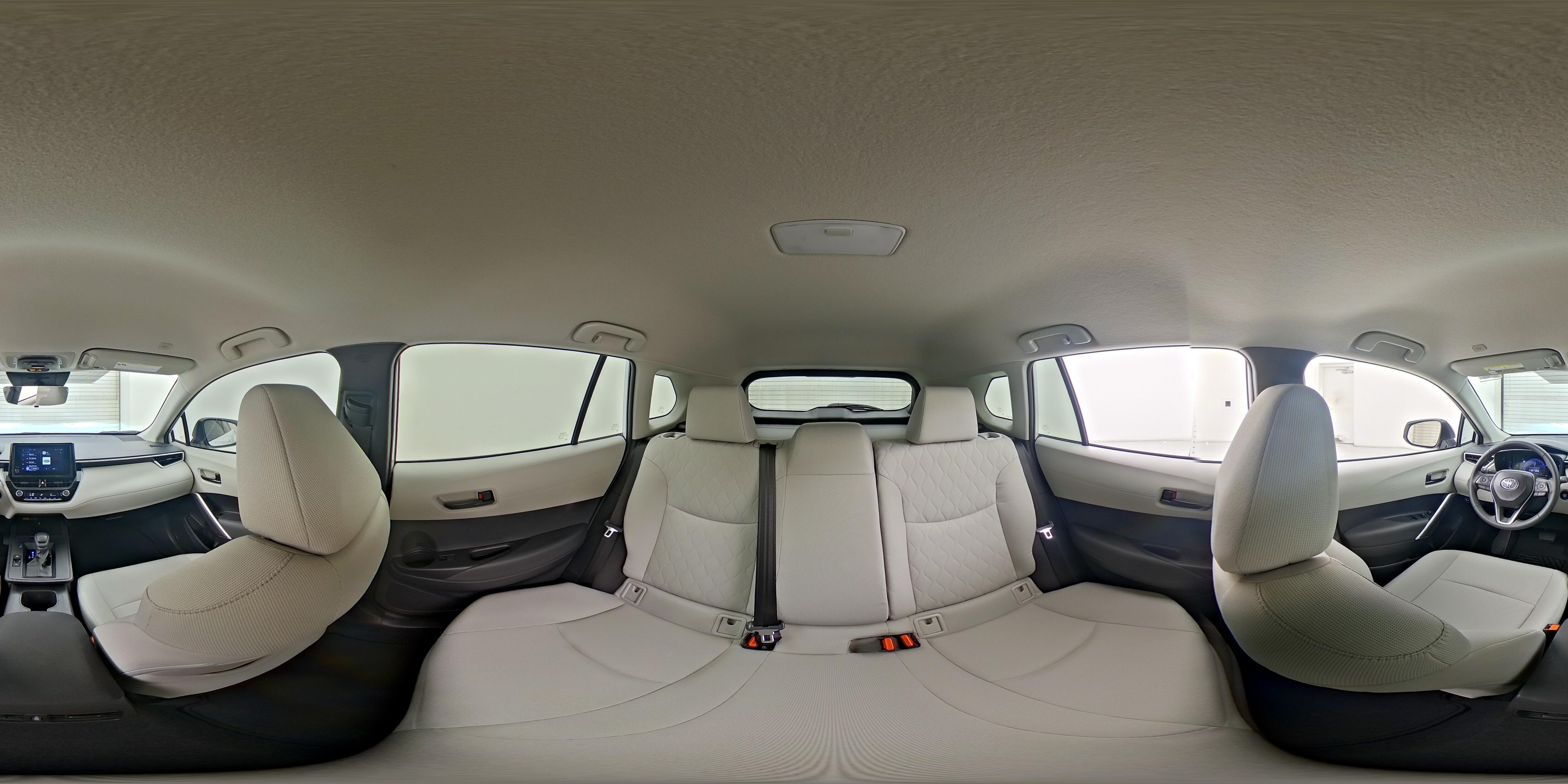 2026 Toyota Corolla Cross LE - Photo 25