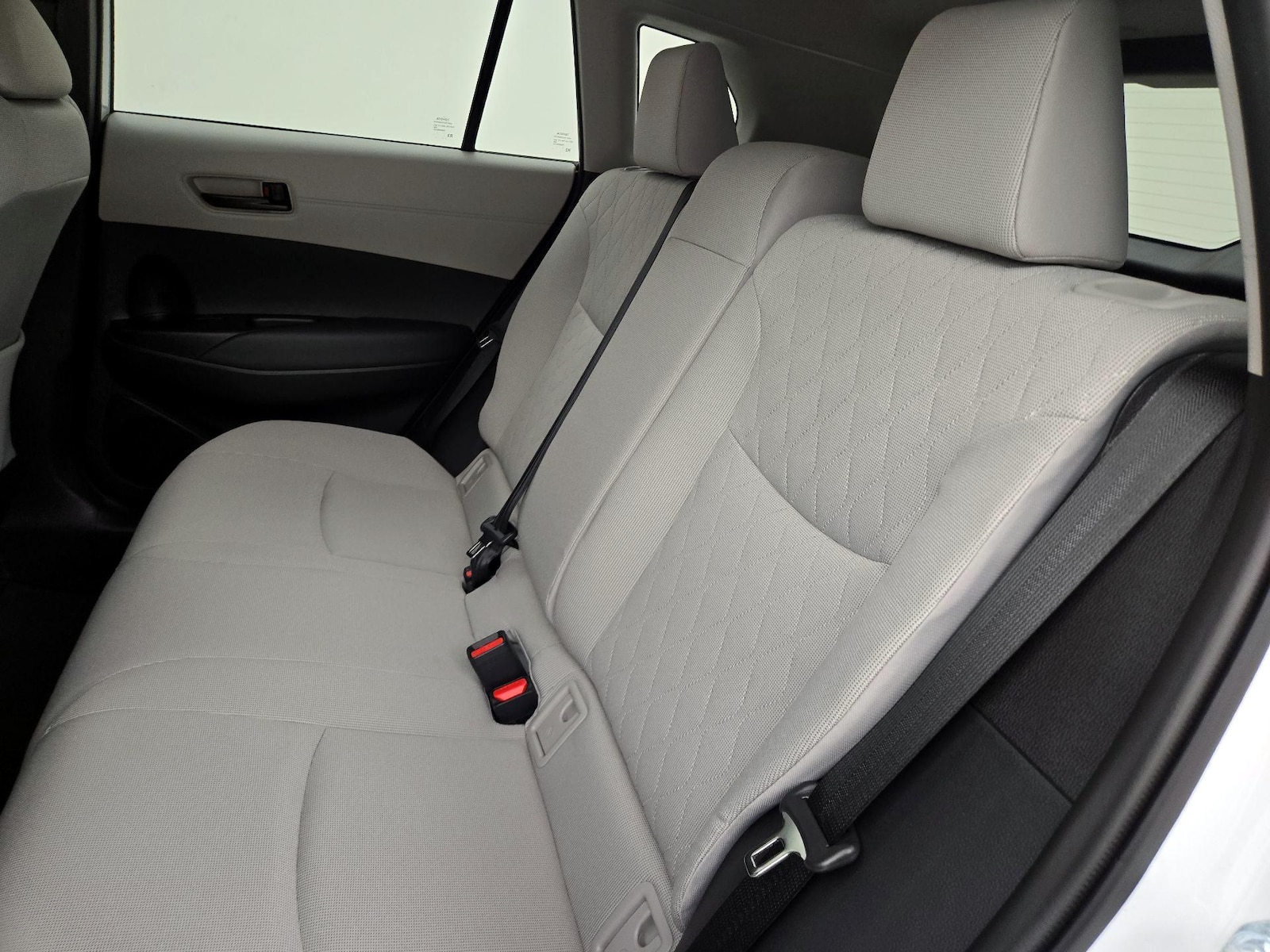 2026 Toyota Corolla Cross LE - Photo 20