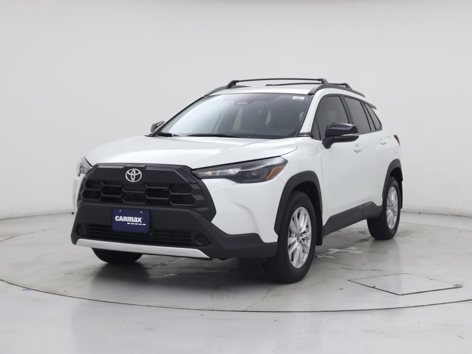 2026 Toyota Corolla Cross LE - Photo 5