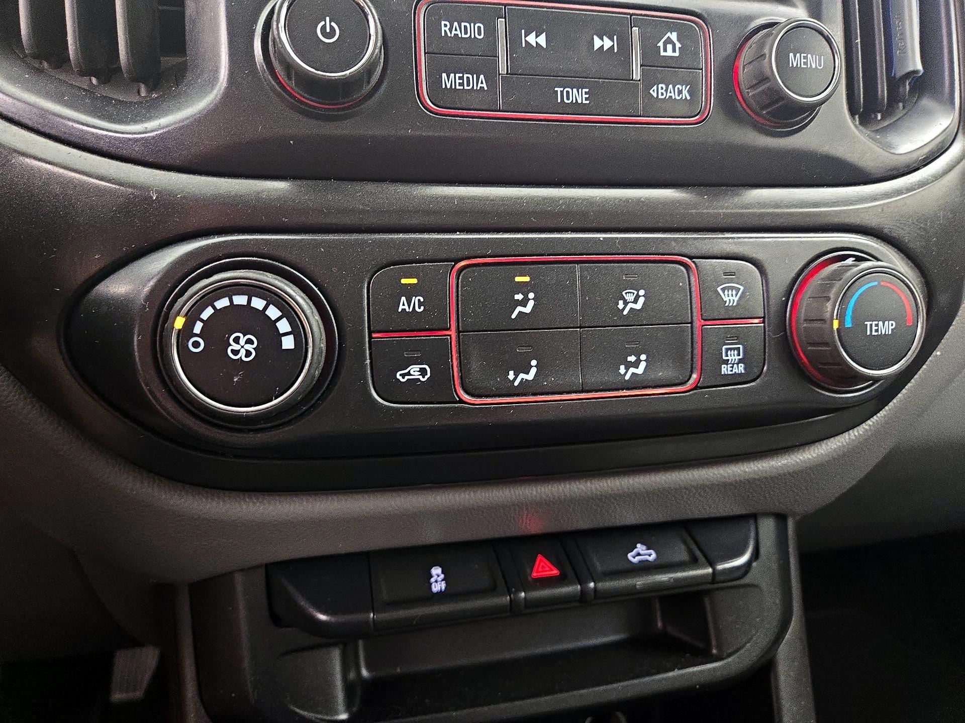 Thumbnail: 2016 GMC Canyon - 16