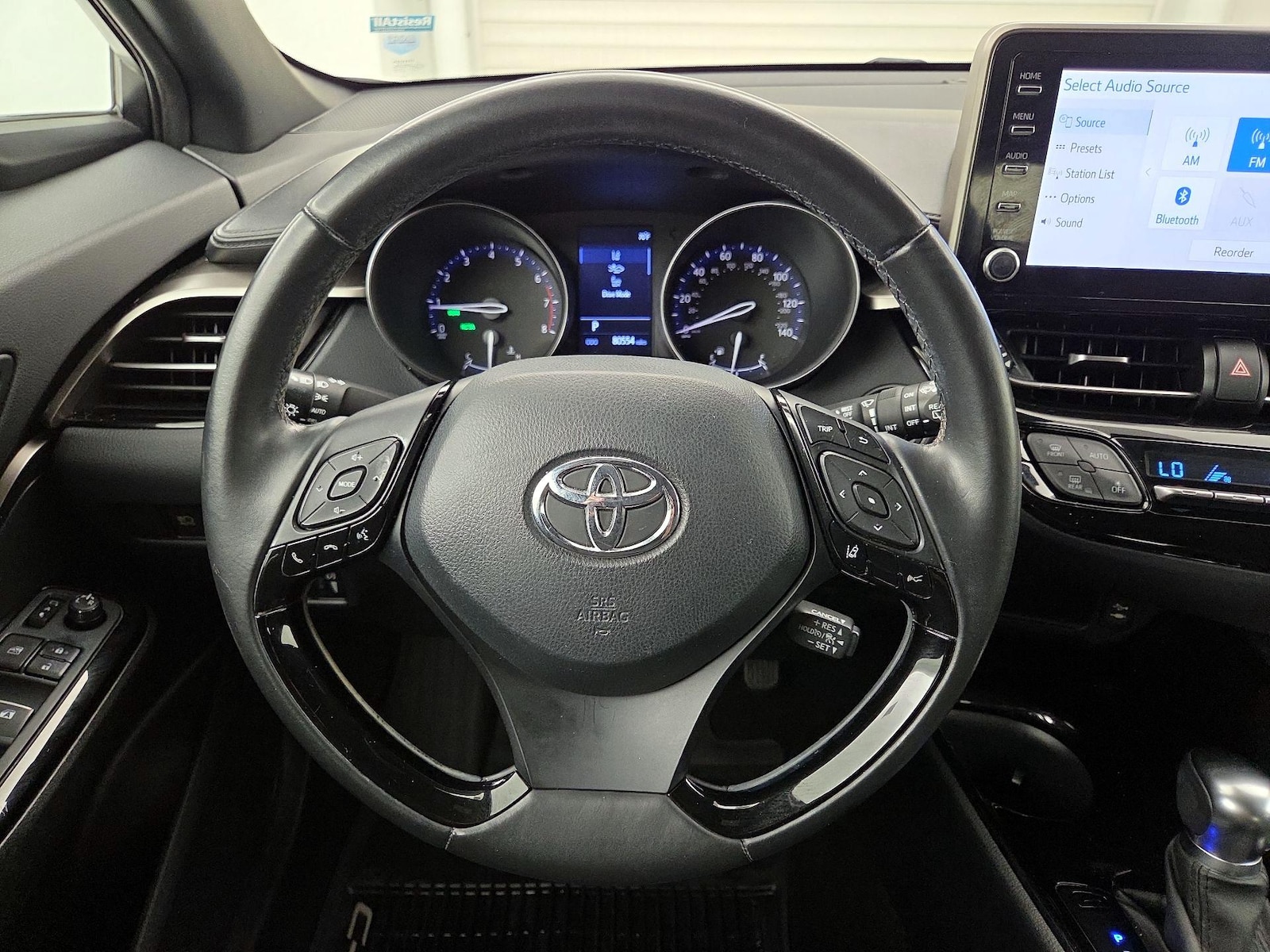 2019 Toyota C-HR XLE - Photo 11