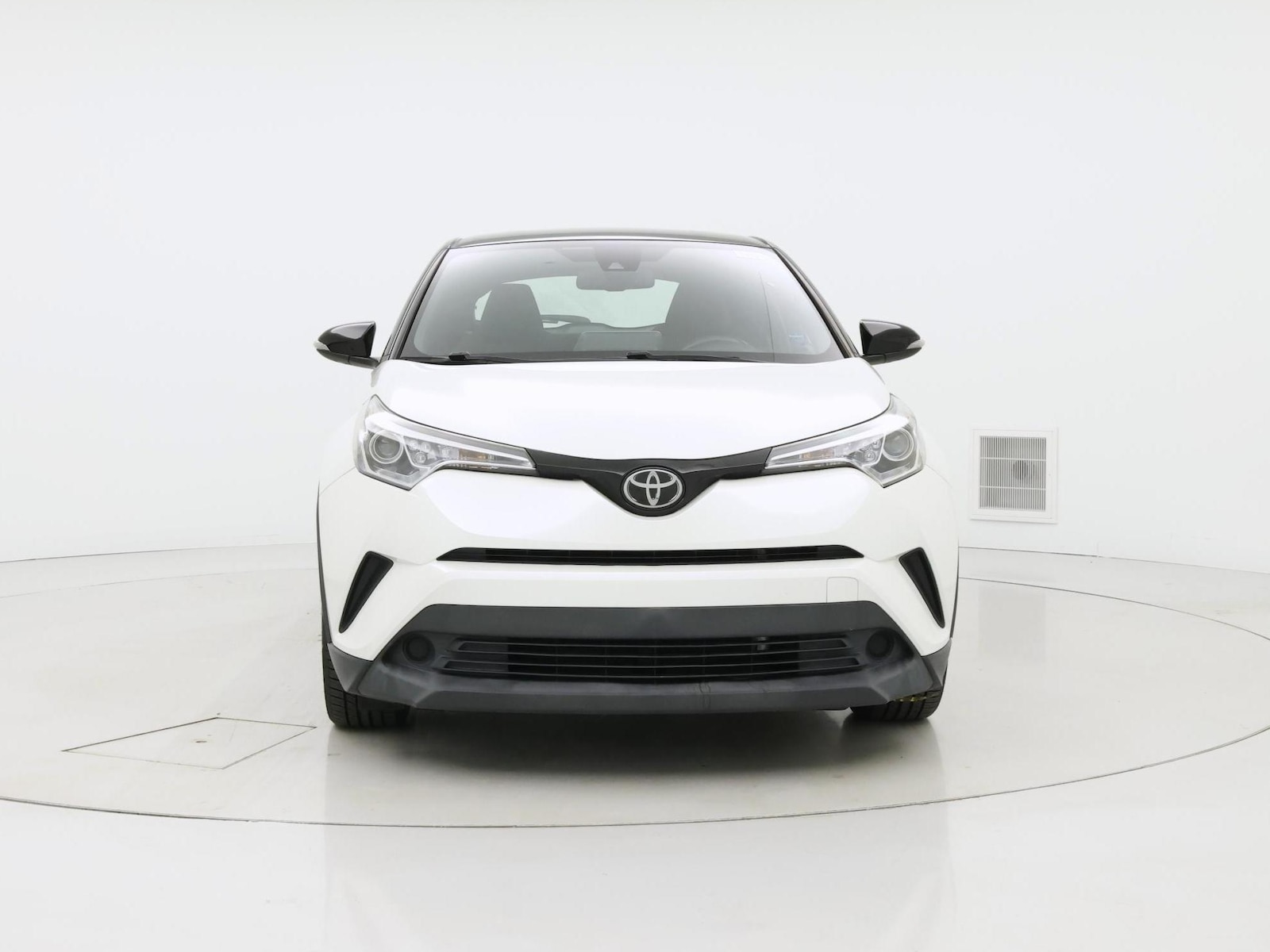 2019 Toyota C-HR XLE - Photo 6