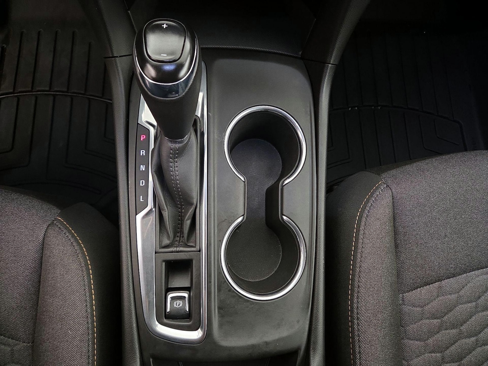 2019 Chevrolet Equinox LT - Photo 18