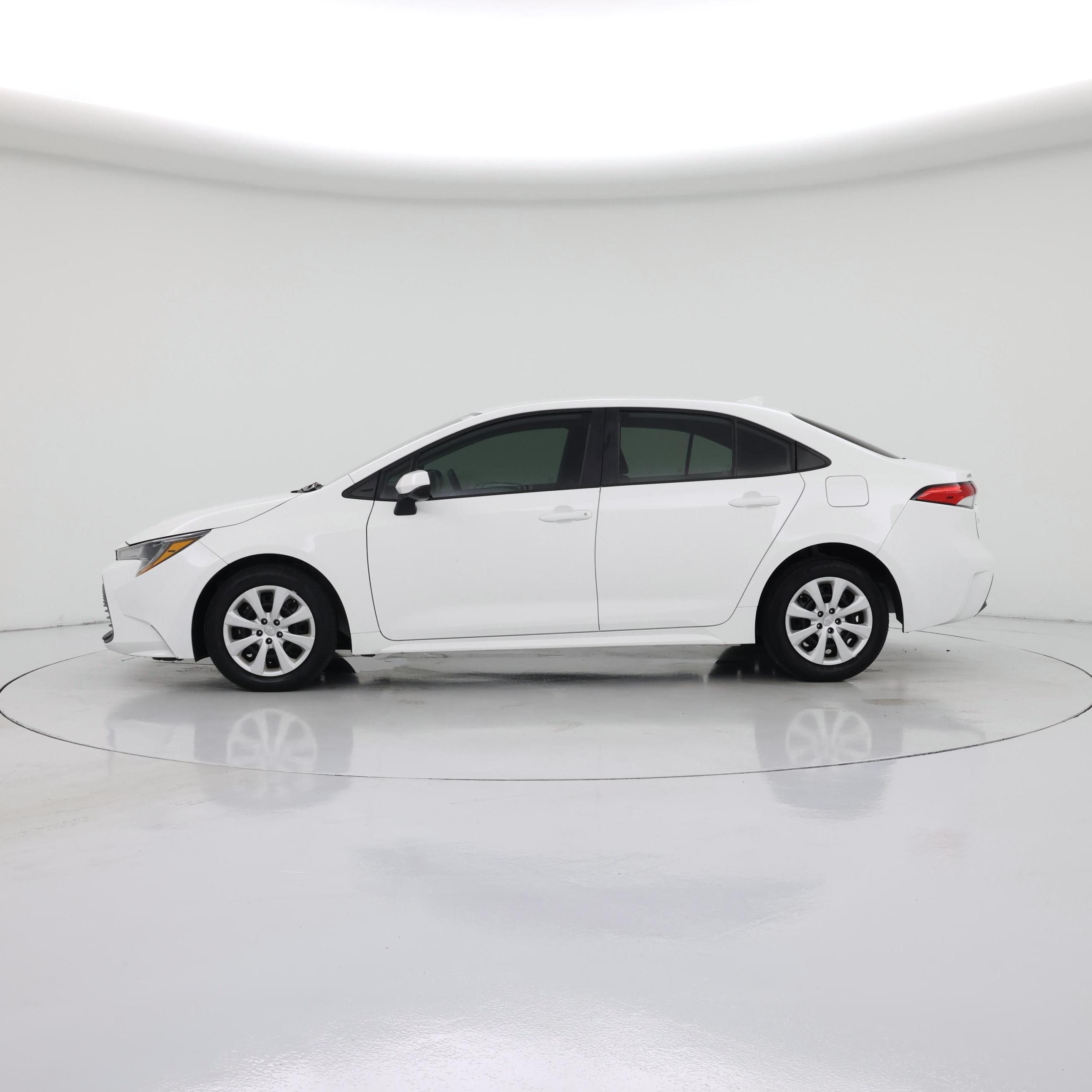 Thumbnail: 2024 Toyota Corolla - 3