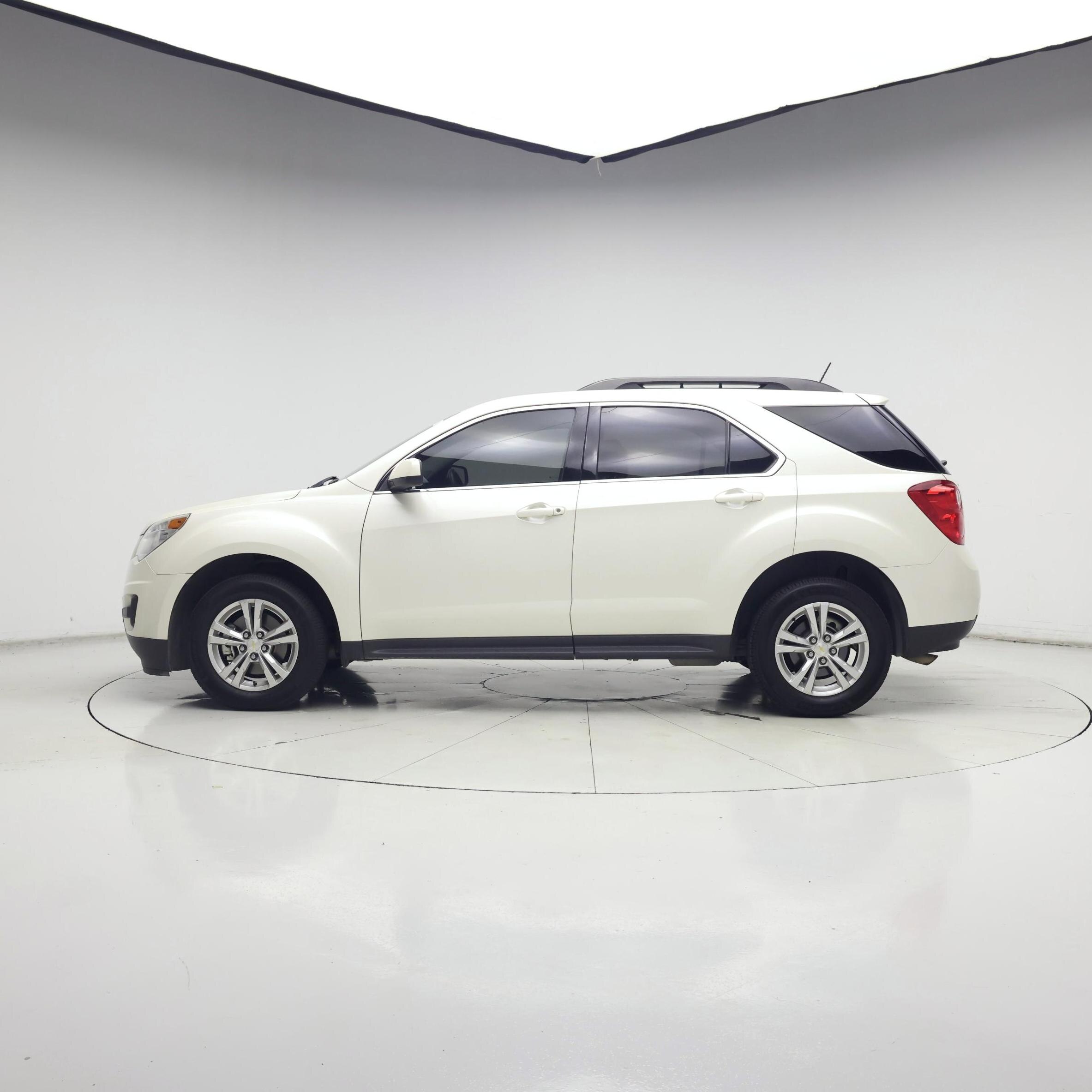 Thumbnail: 2015 Chevrolet Equinox - 3