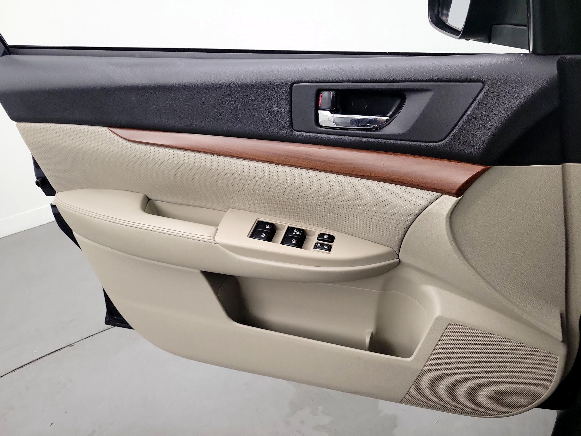 Thumbnail: 2014 Subaru Outback - 12