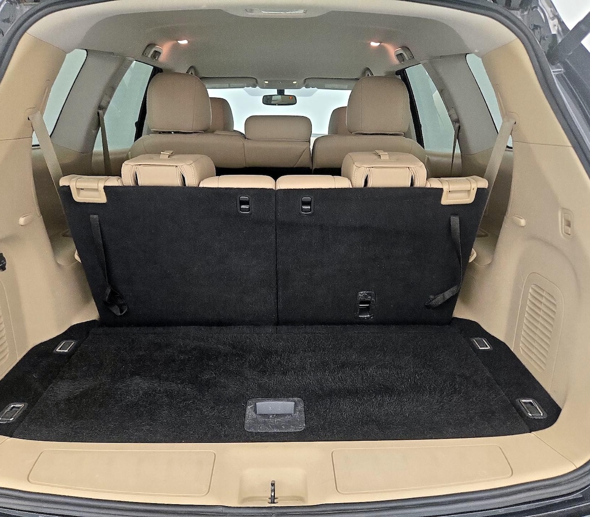 Trunk/Cargo (Seats Up)