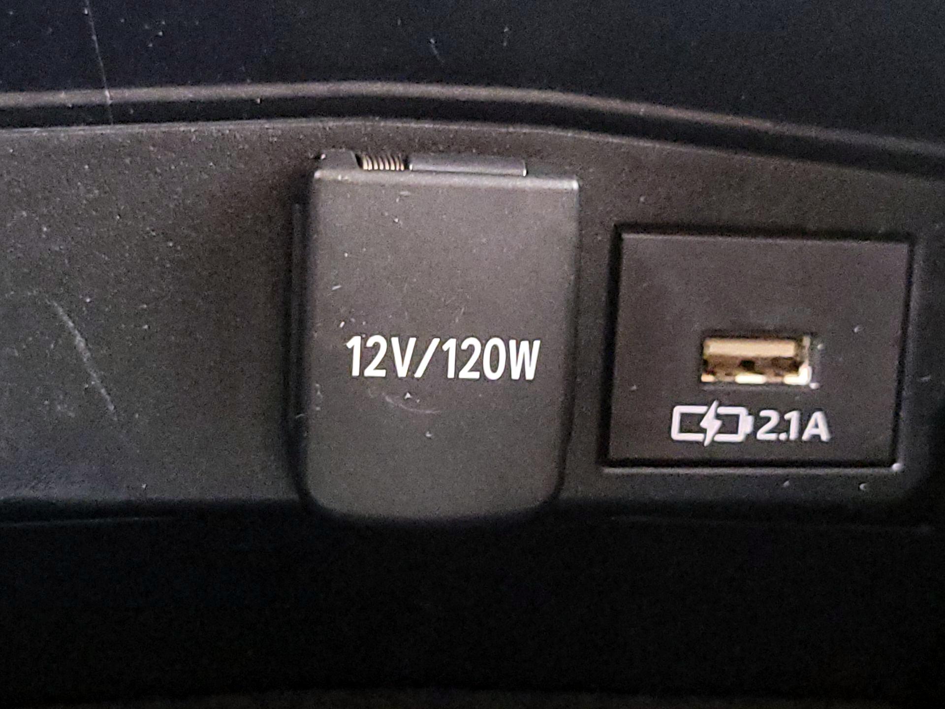 Thumbnail: 2021 Toyota Corolla - 18