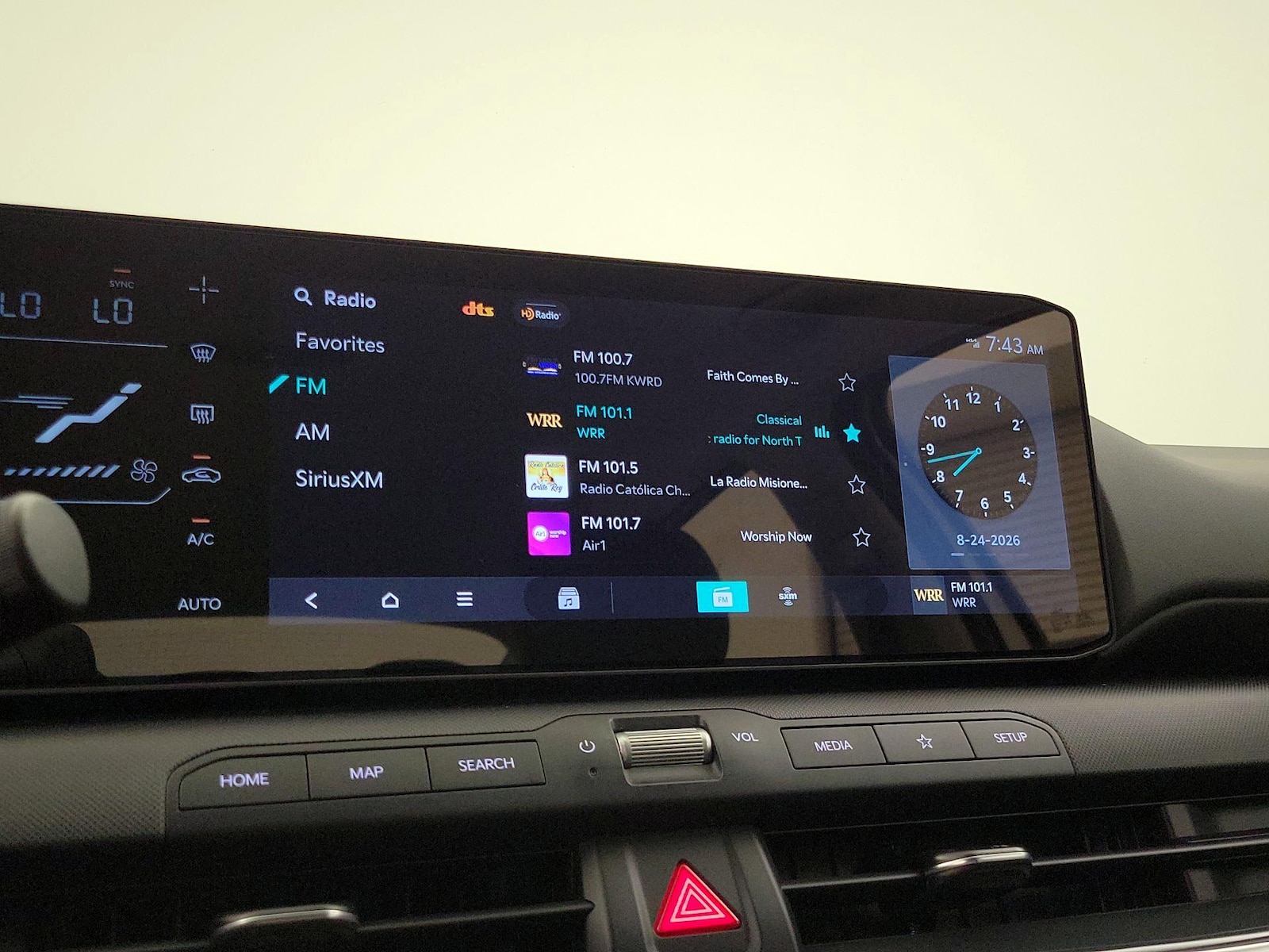 2025 Kia K4 EX - Photo 16