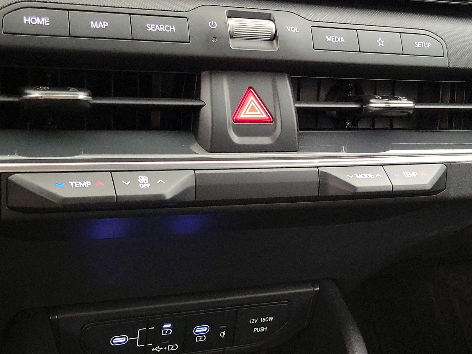 2025 Kia K4 EX - Photo 17