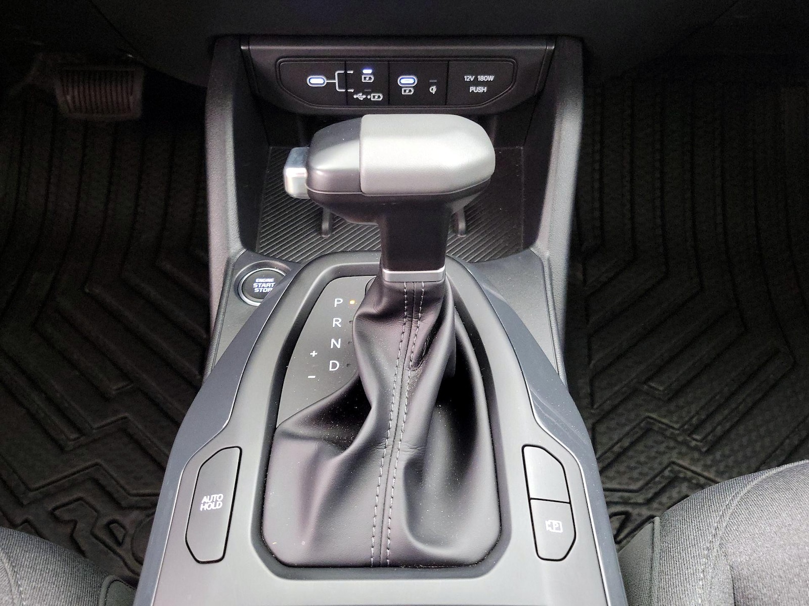 2025 Kia K4 EX - Photo 18