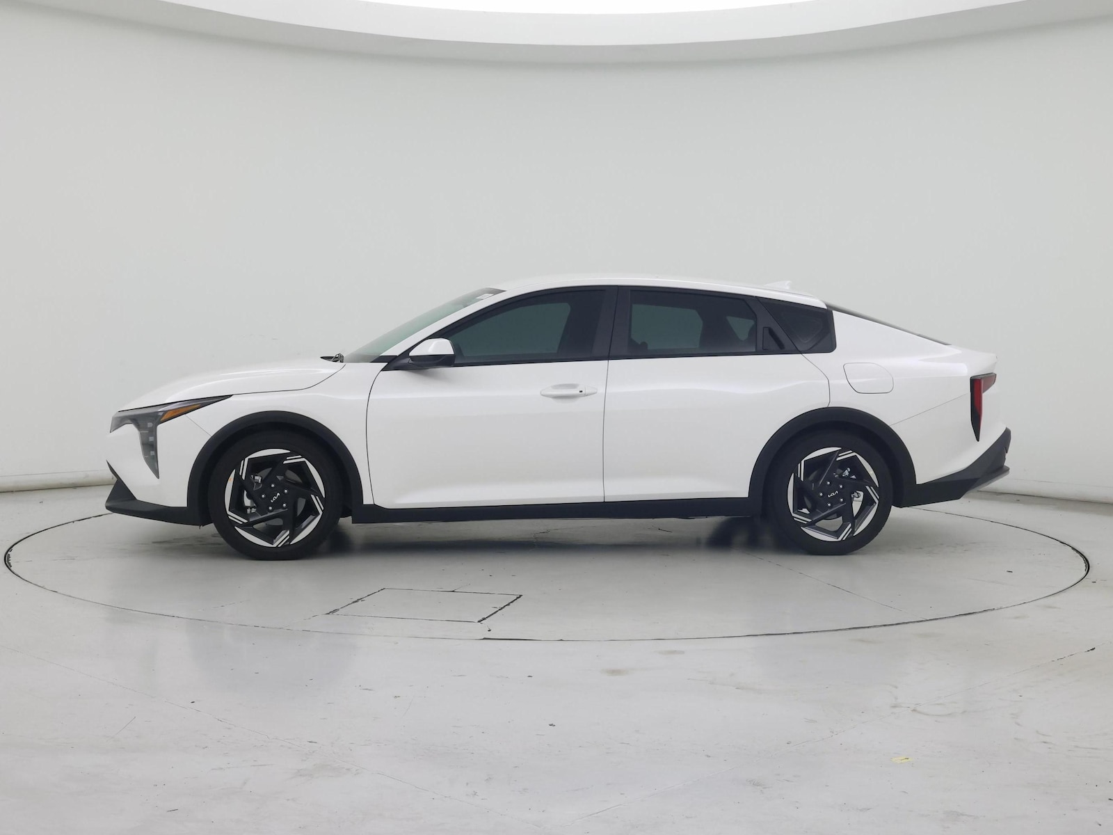 2025 Kia K4 EX - Photo 4
