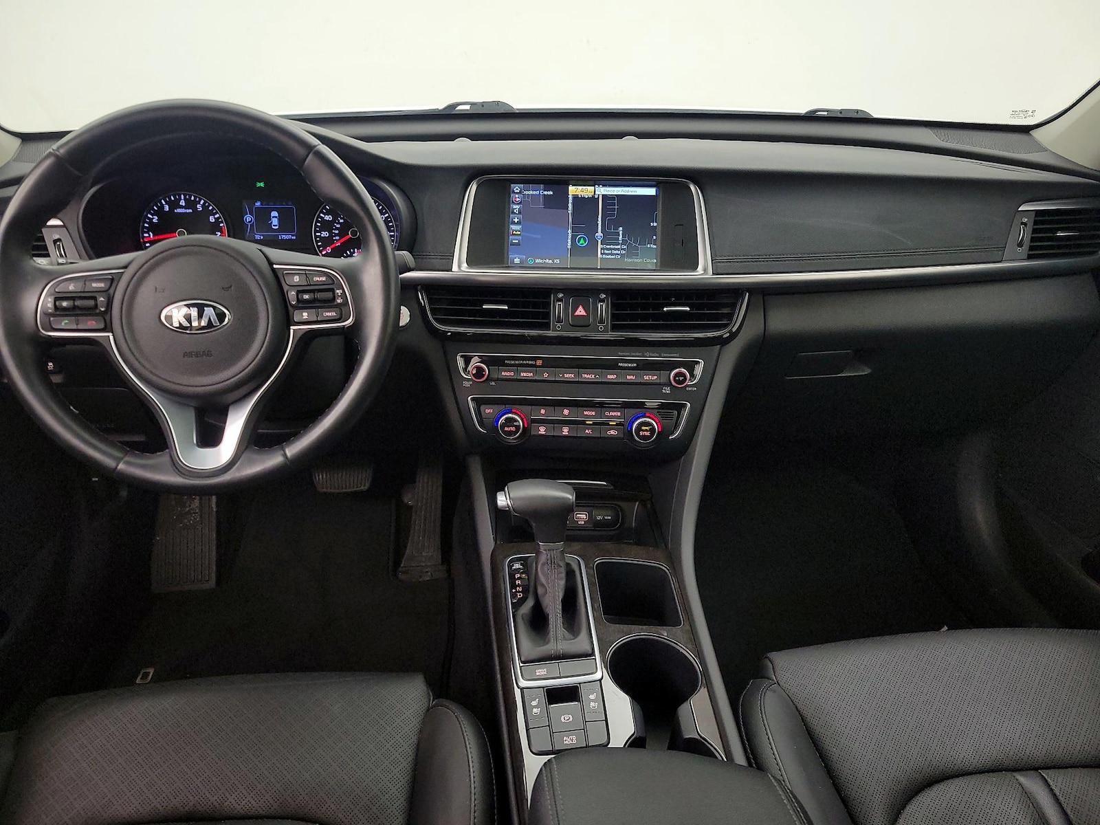 2018 Kia Optima EX - Photo 10