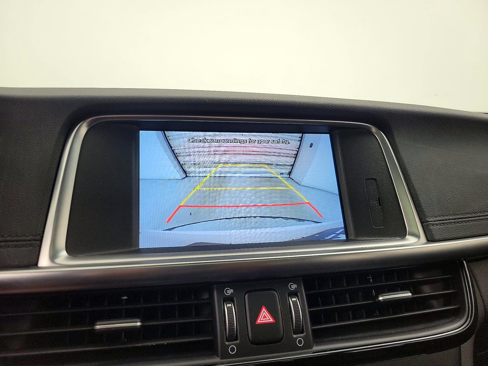 2018 Kia Optima EX - Photo 16