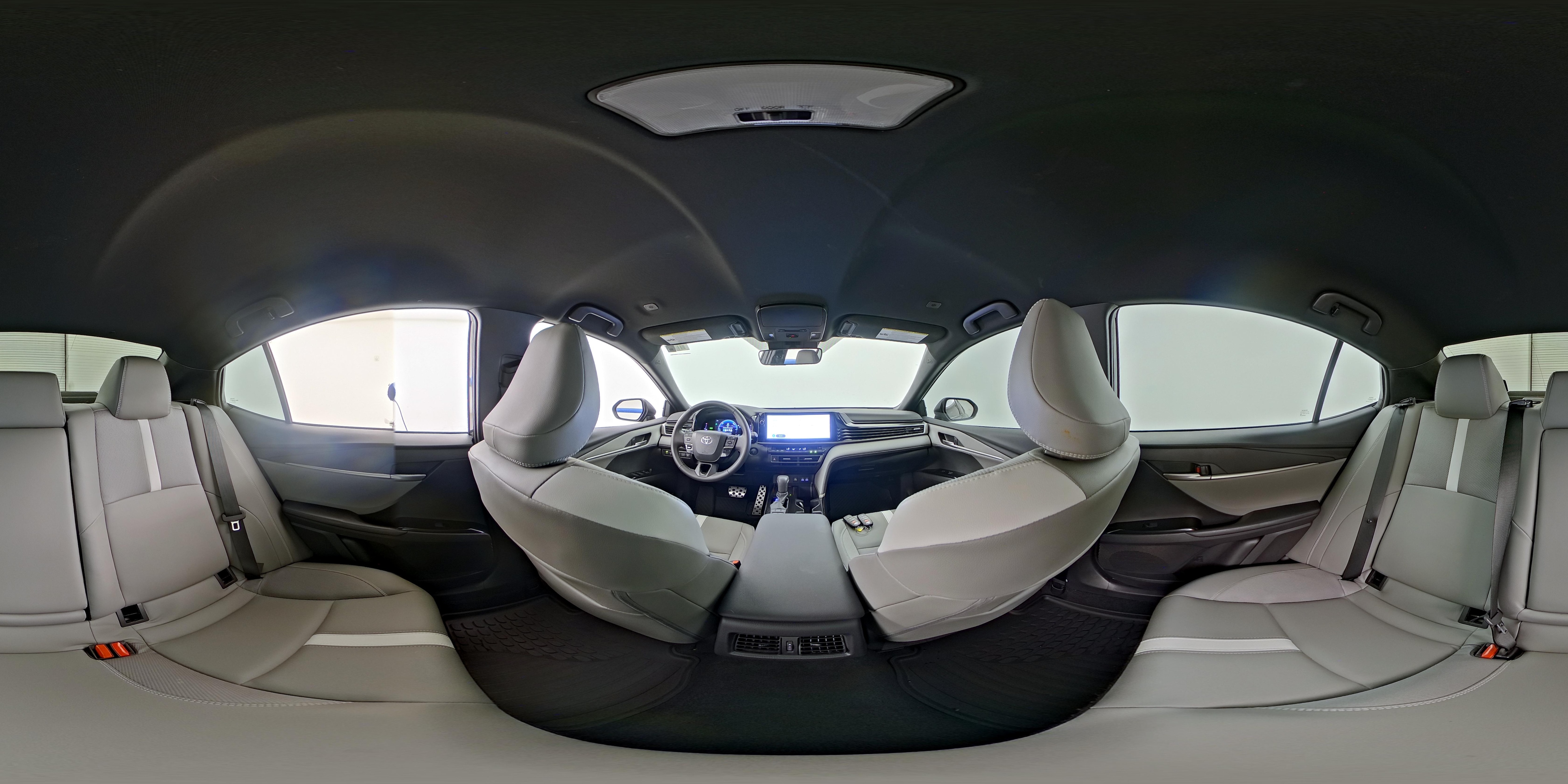 2026 Toyota Camry SE - Photo 26