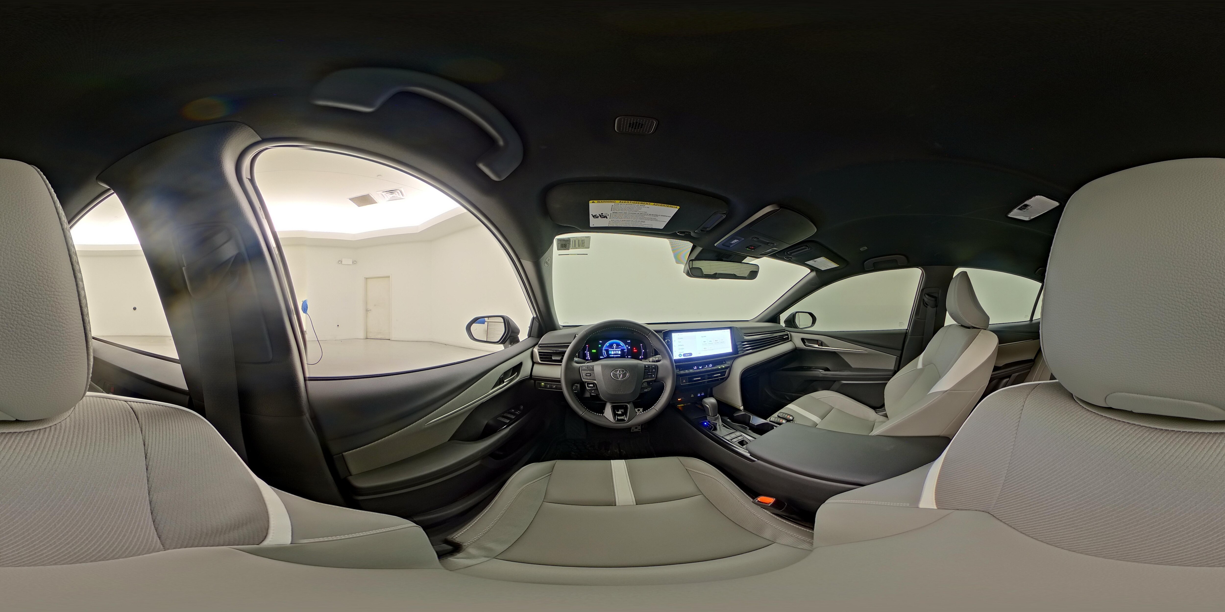 2026 Toyota Camry SE - Photo 27