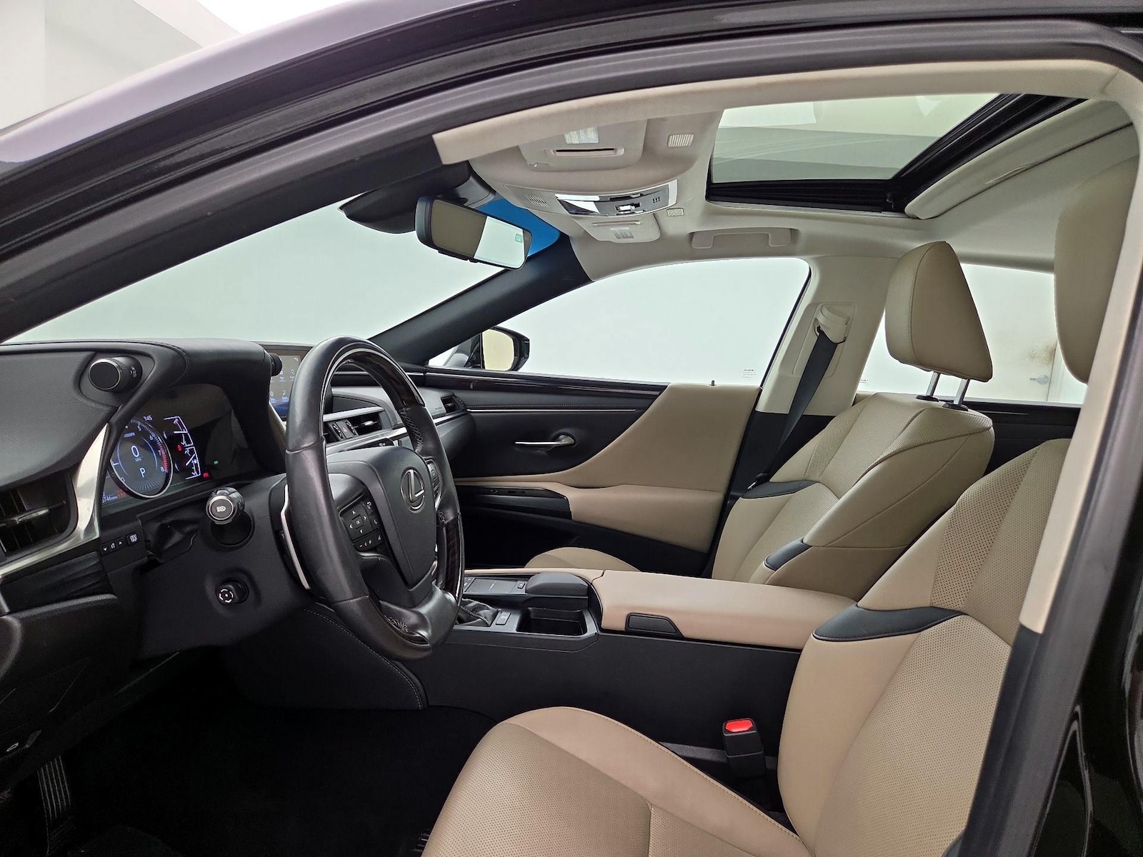Sunroof(s) & Overhead Airbags