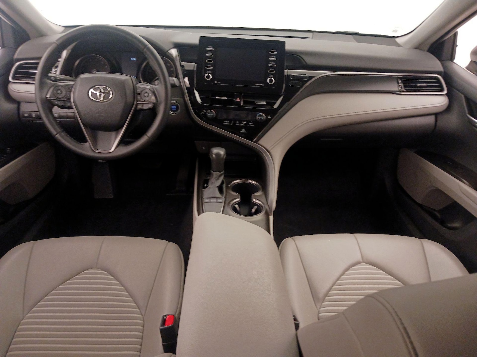 2023 Toyota Camry SE - Photo 10