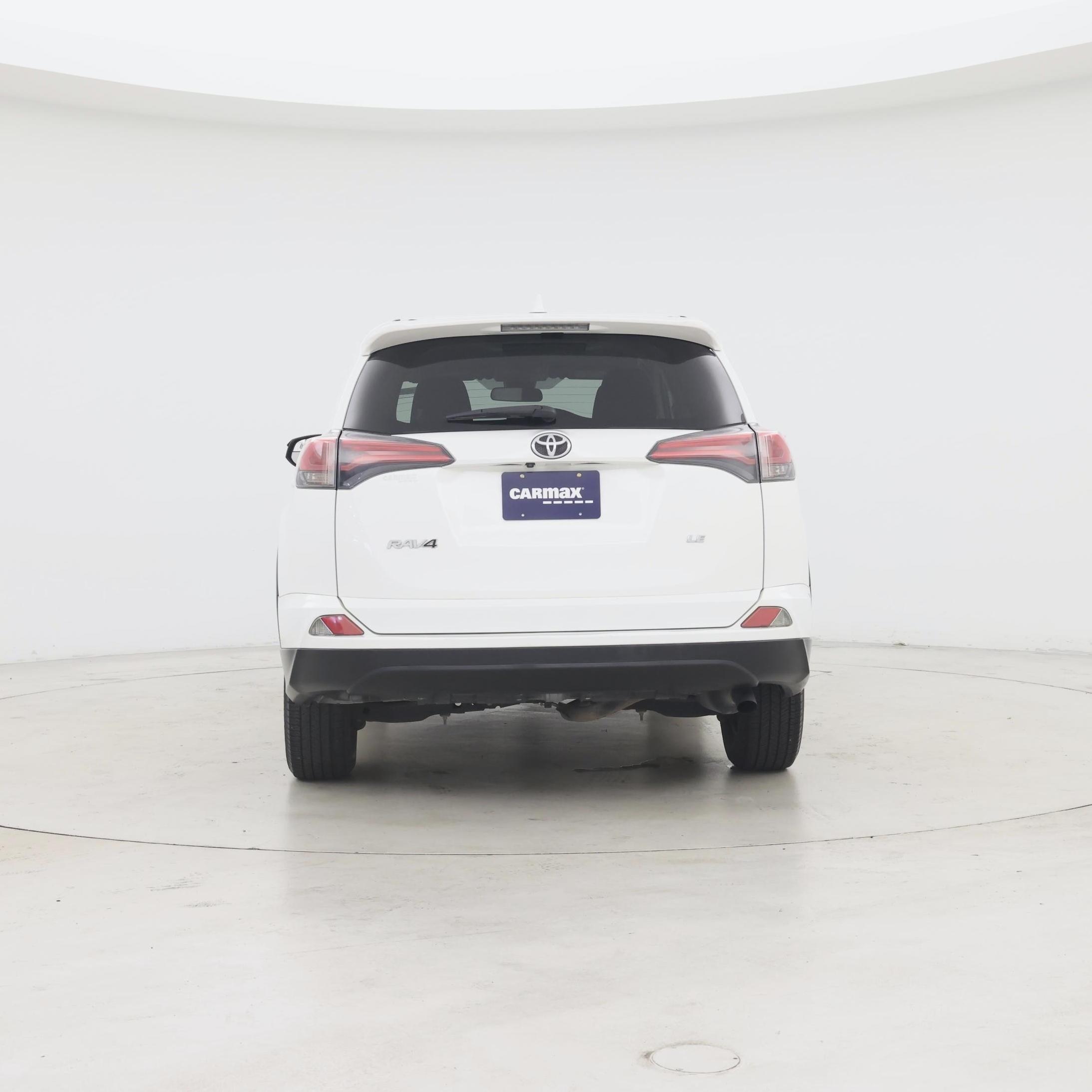 Thumbnail: 2018 Toyota RAV4 - 6
