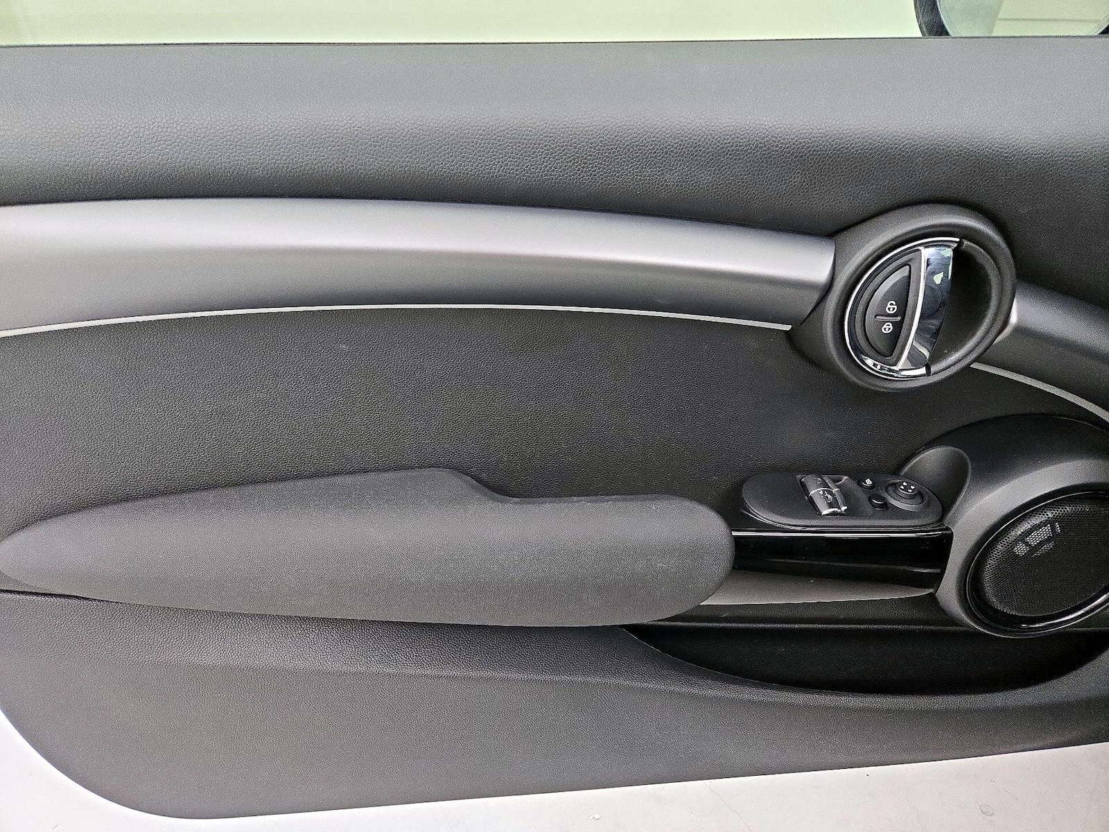 2023 MINI 3 Door S - Photo 13