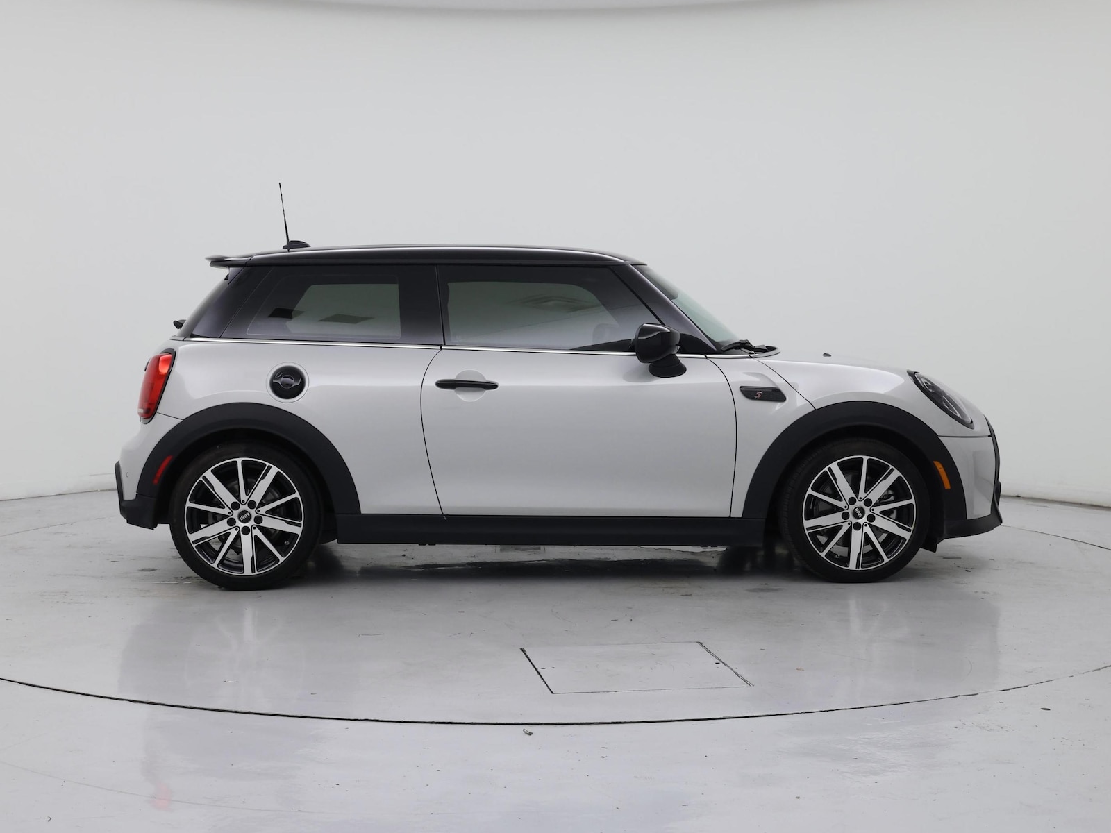 2023 MINI 3 Door S - Photo 8