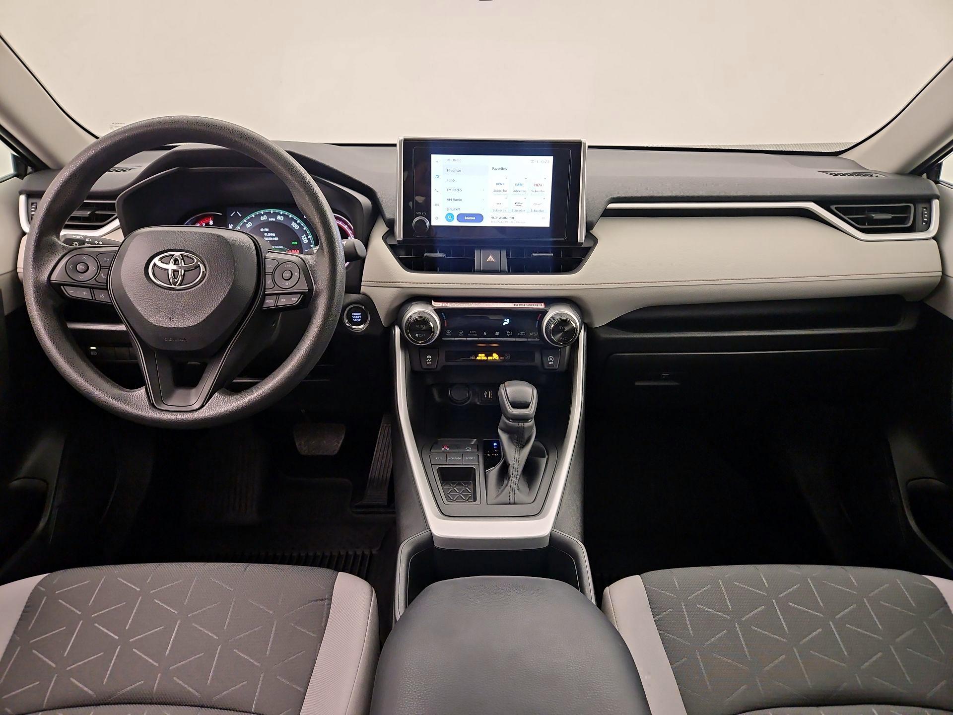 Thumbnail: 2025 Toyota RAV4 - 9