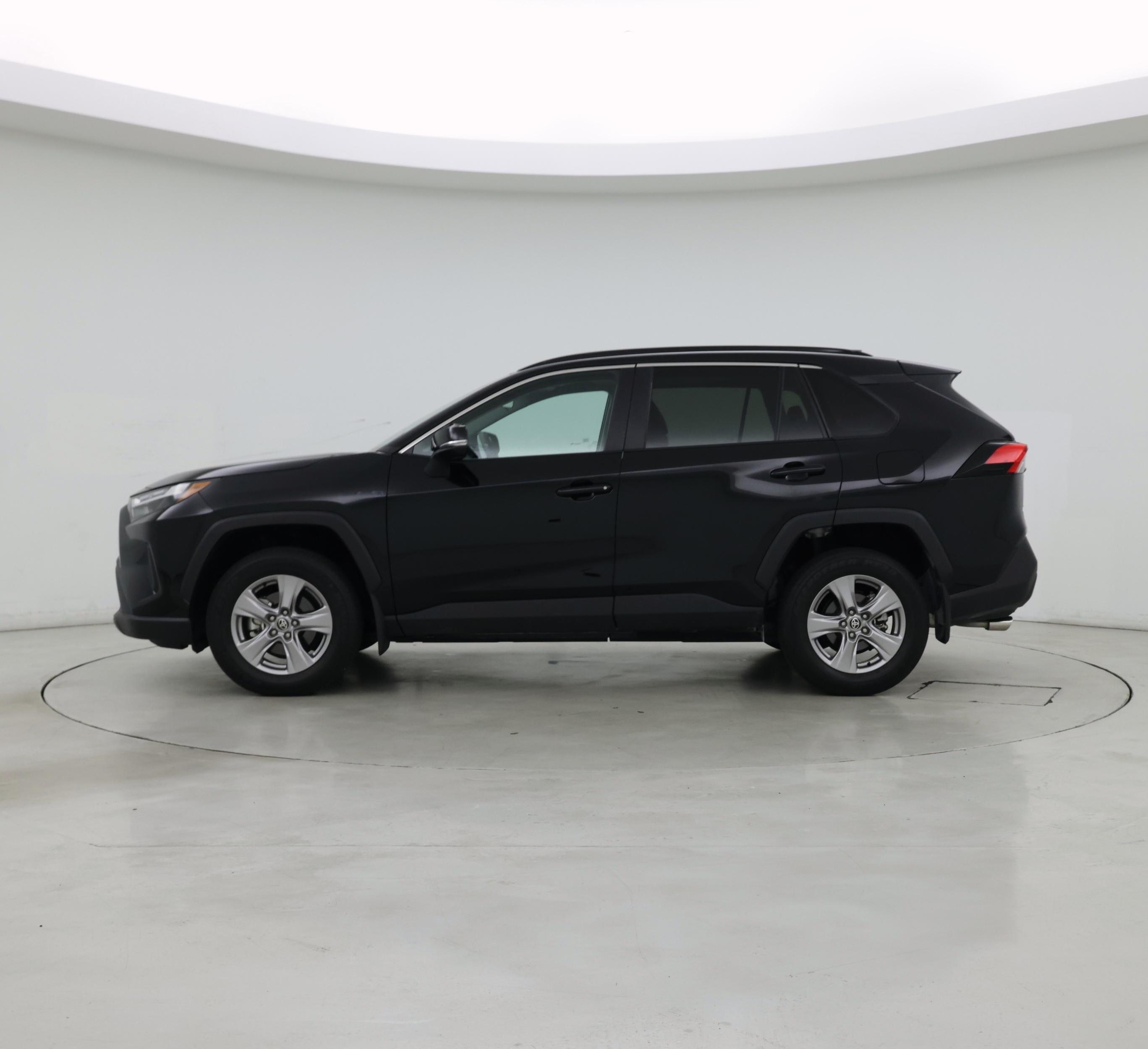 Thumbnail: 2025 Toyota RAV4 - 3