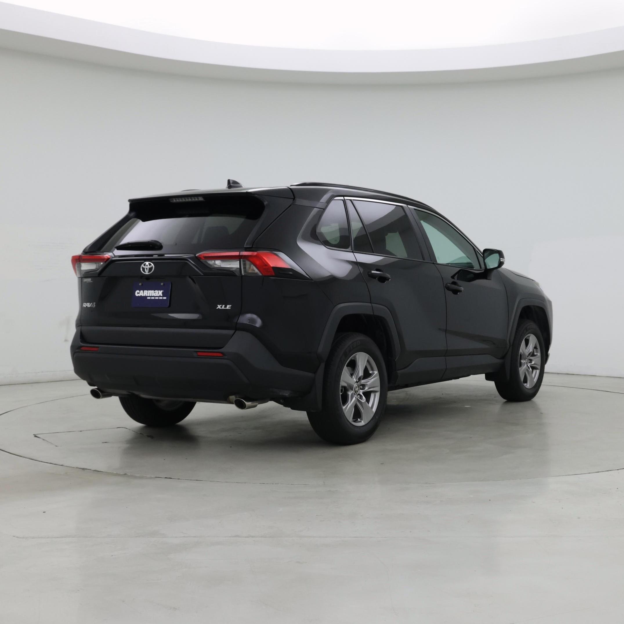 Thumbnail: 2025 Toyota RAV4 - 8