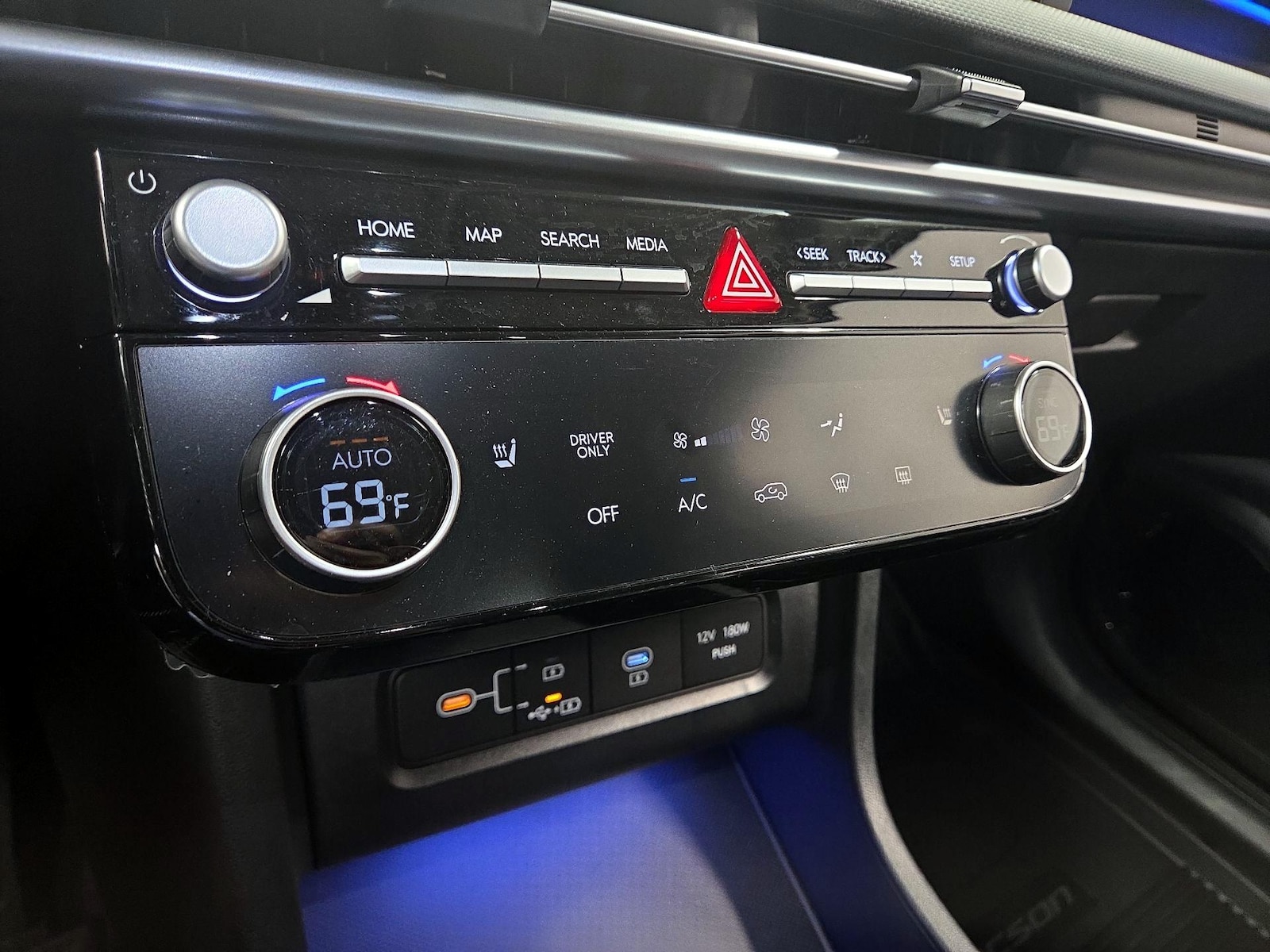2025 Hyundai Tucson SEL Convenience - Photo 16