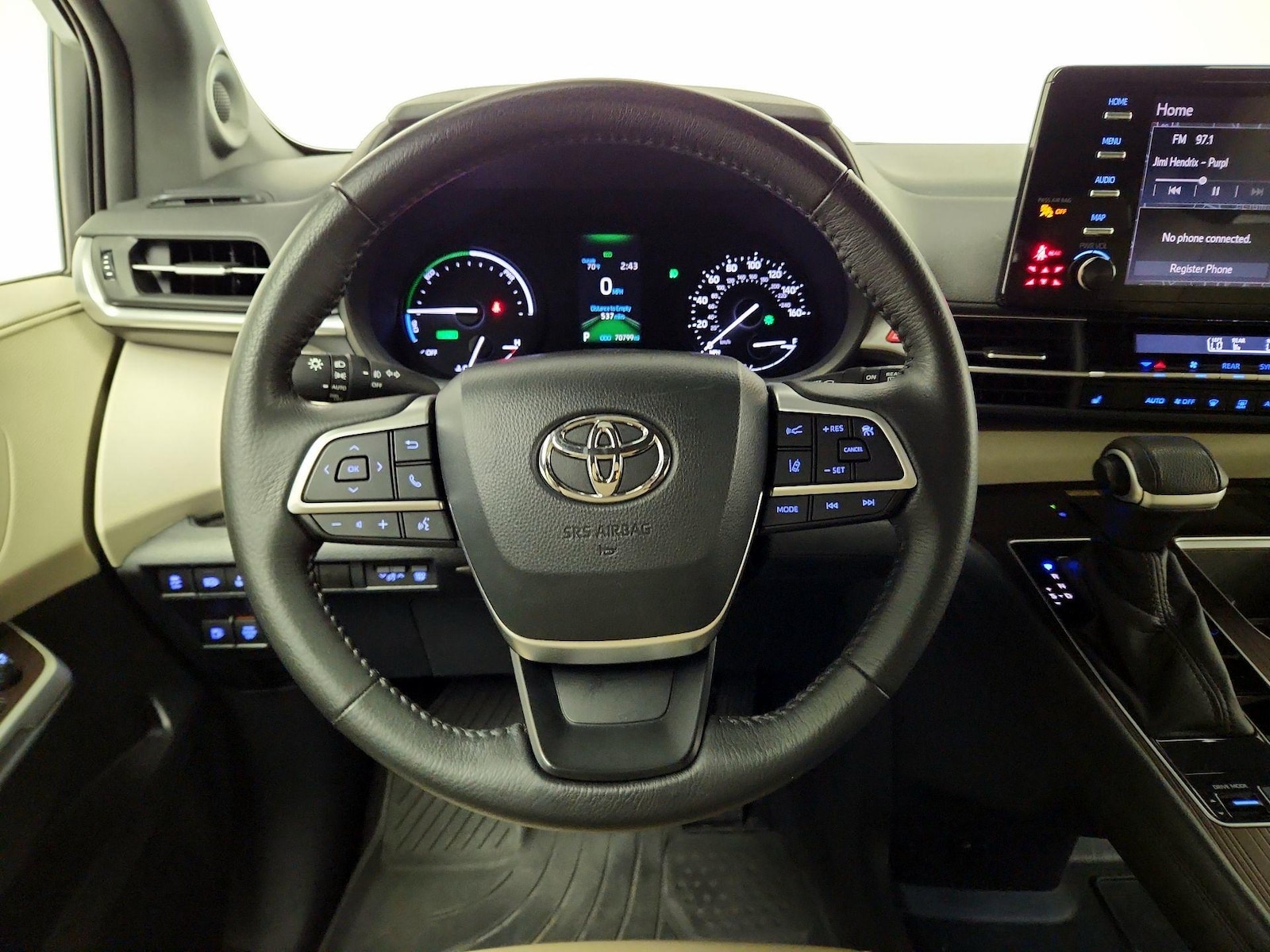 2021 Toyota Sienna XLE - Photo 11