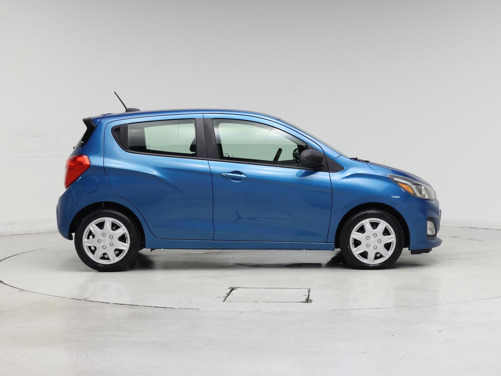 2019 Chevrolet Spark LS - Photo 8