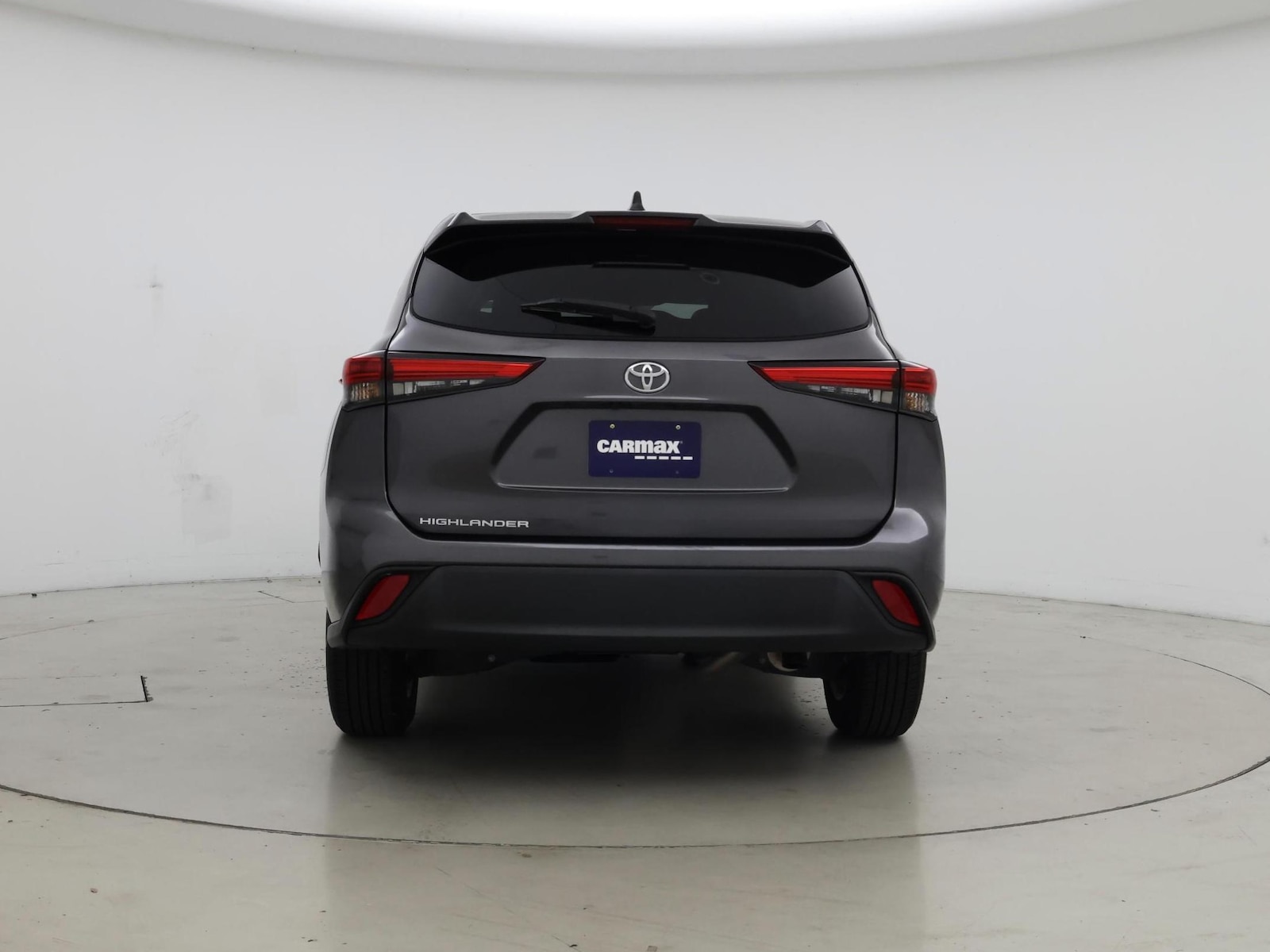 2023 Toyota Highlander L - Photo 7