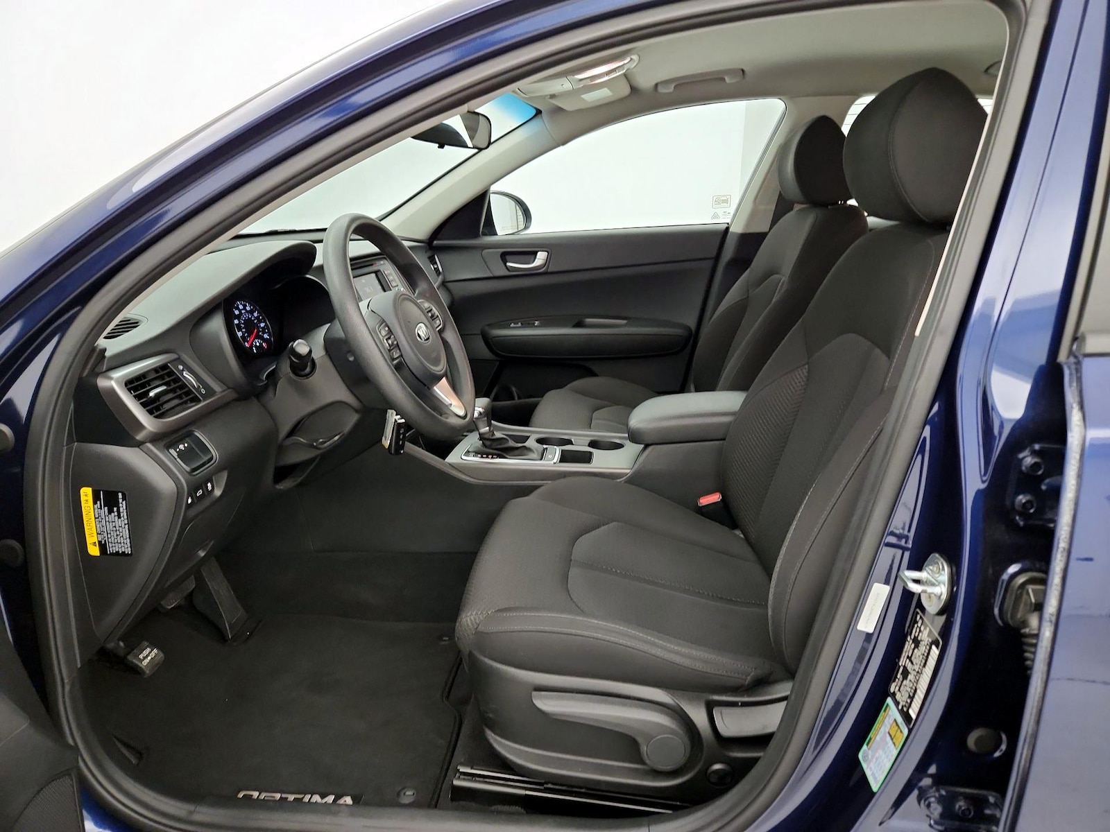 2017 Kia Optima LX - Photo 12