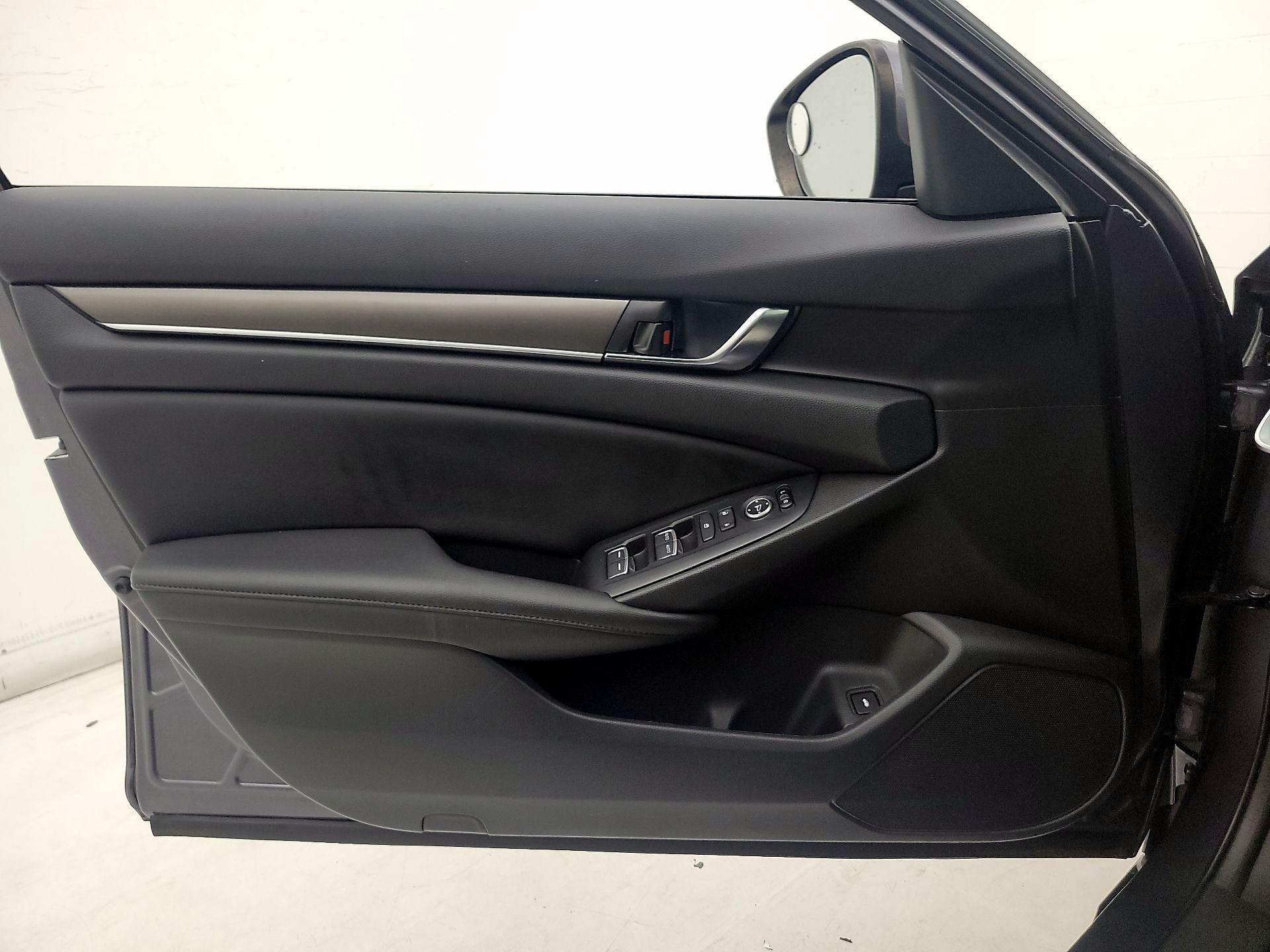 Thumbnail: 2020 Honda Accord - 12