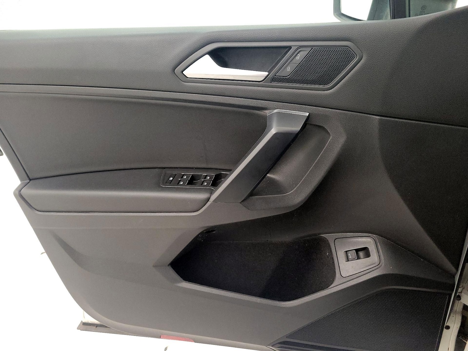2021 Volkswagen Tiguan SEL - Photo 13