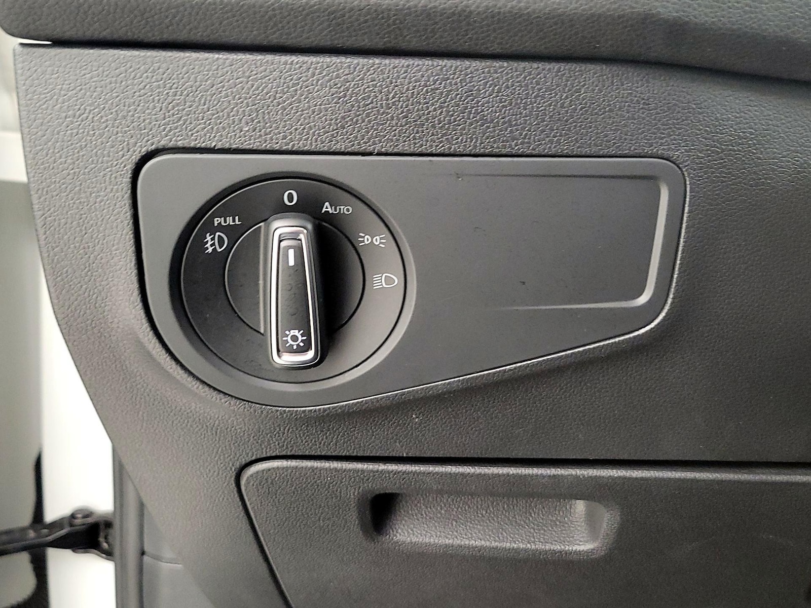 2021 Volkswagen Tiguan SEL - Photo 14