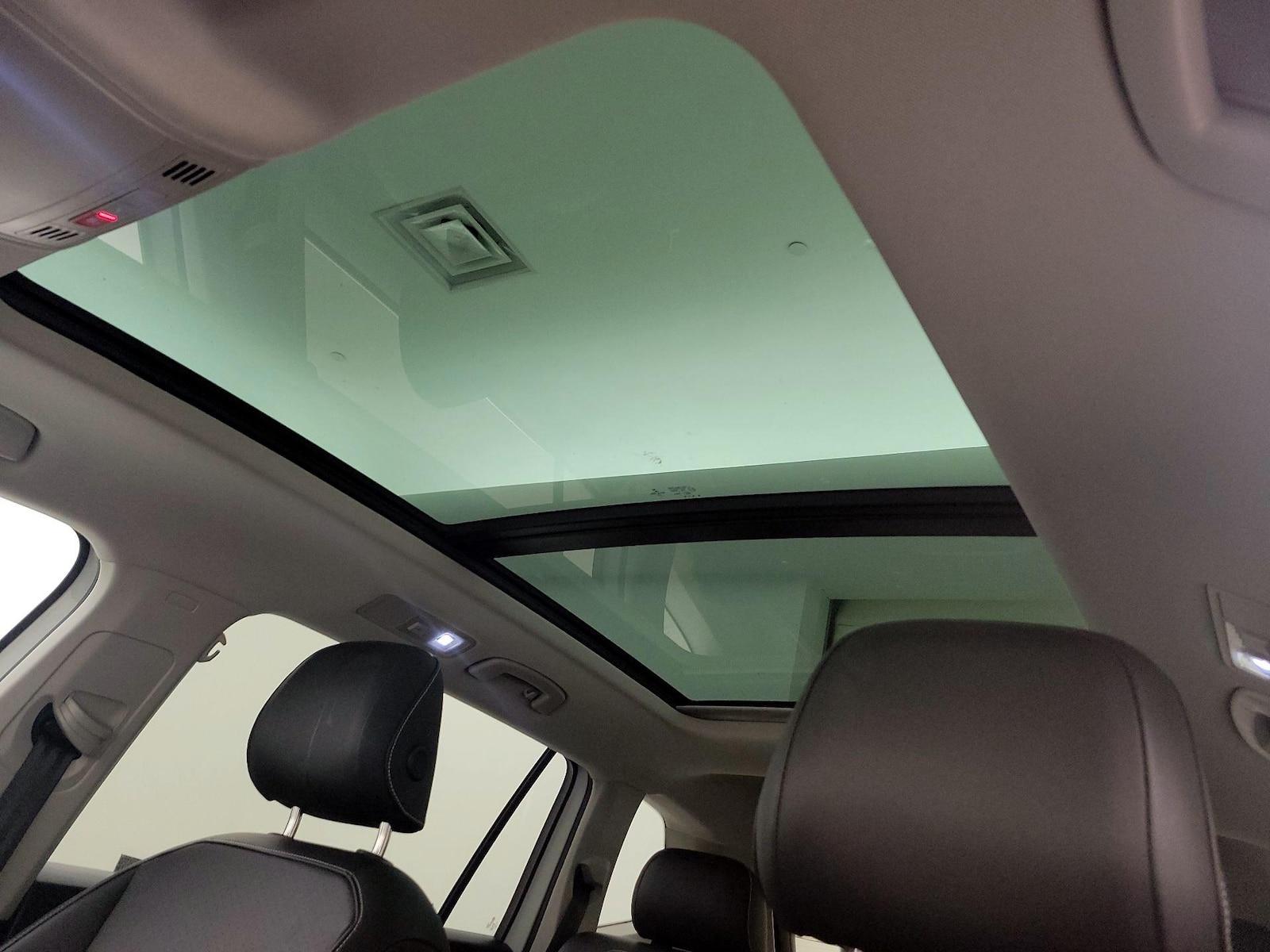 2021 Volkswagen Tiguan SEL - Photo 20
