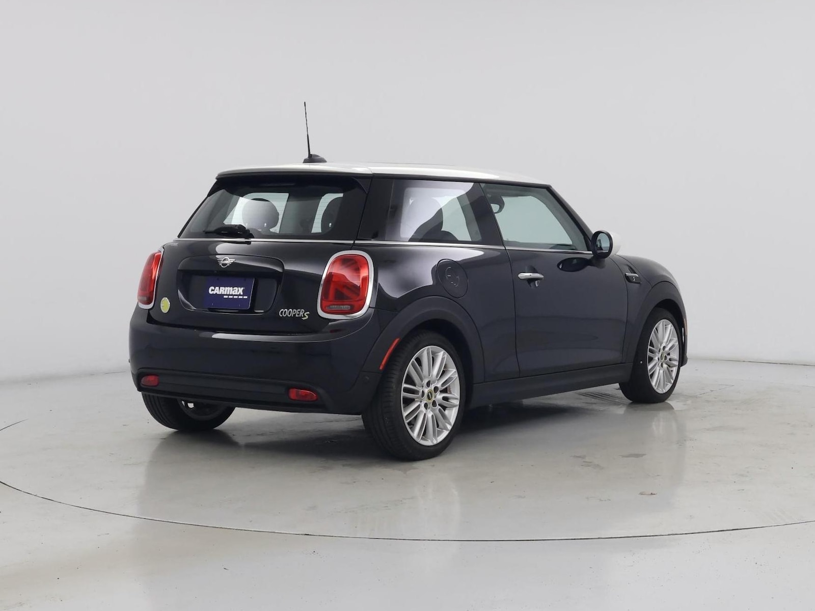 2024 MINI Hardtop 2 Door SE - Photo 9
