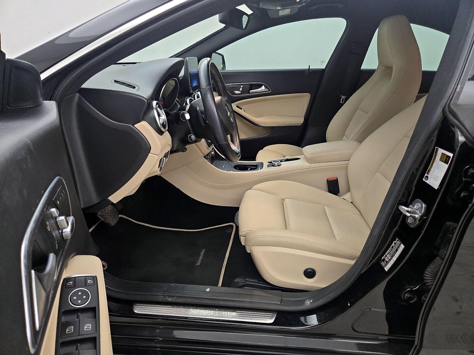 Power Seat(s) & Side Airbags
