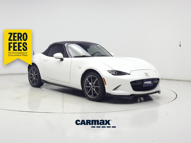 White 2020 Mazda MX-5 Miata Convertible Rear-Wheel Drive Automatic